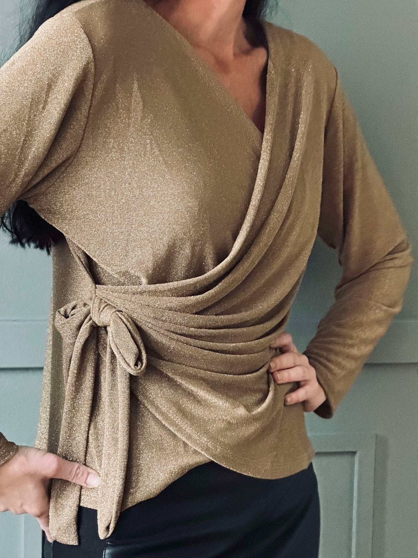 Wickelbluse mit Glitzer - Gold