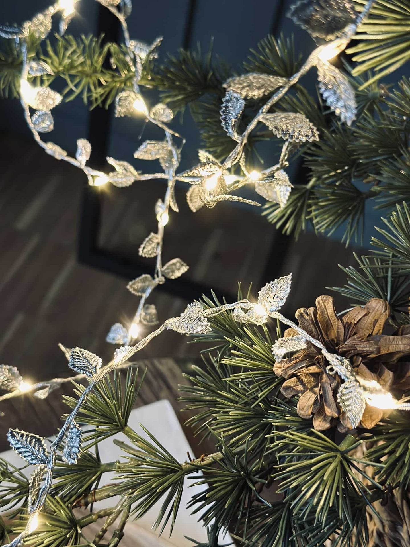 Lichterkette mit Blättern - Silver