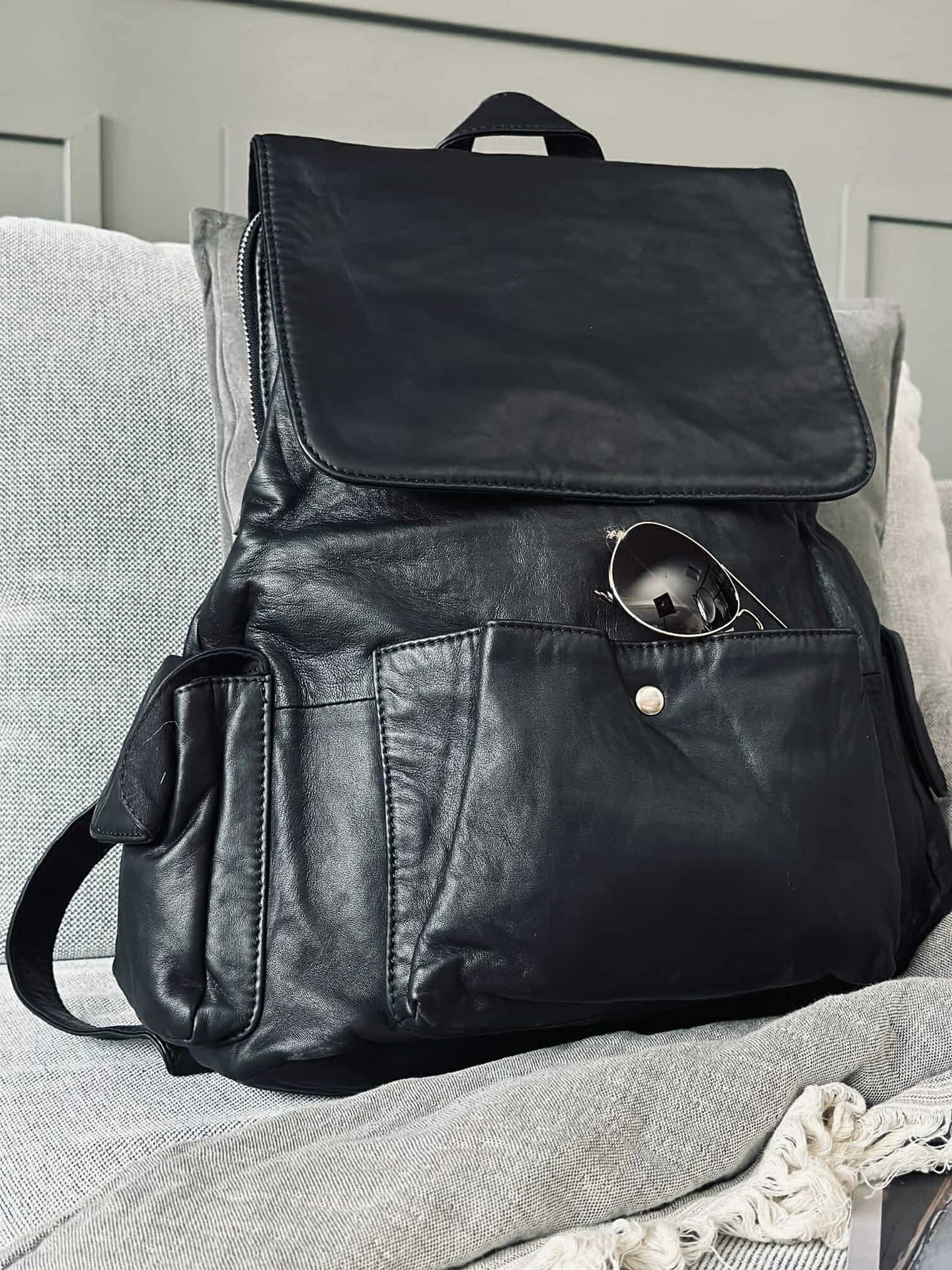 Rucksack cooles Design – Weiches Lammleder schwarz