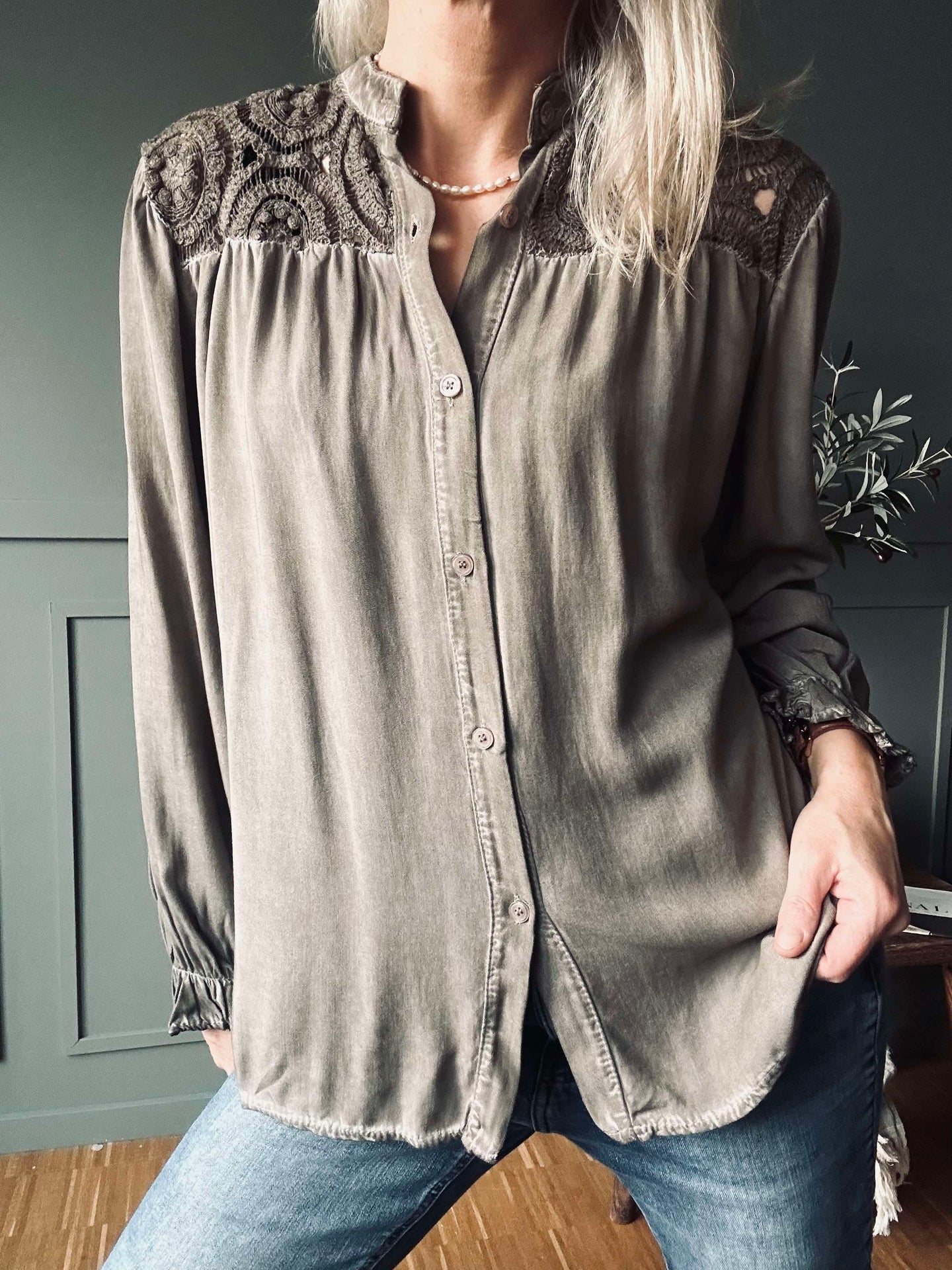 Bluse mit Spitze Fango