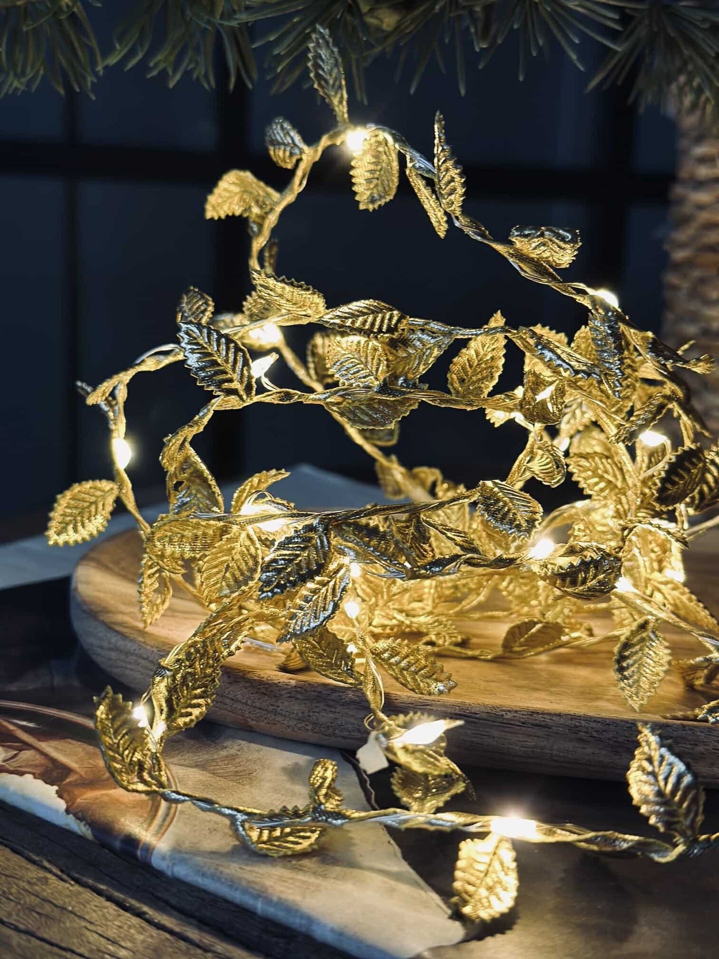 Lichterkette mit Blättern - Gold