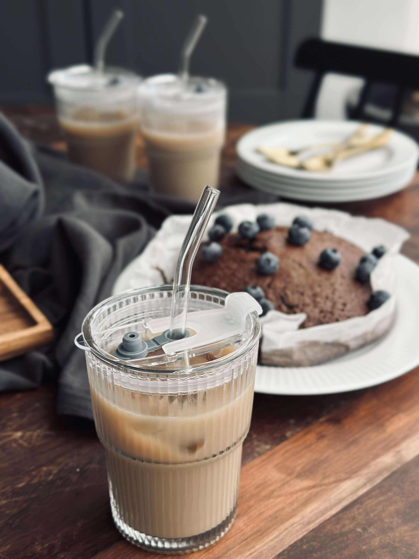Lattegläser mit Deckel und Strohhalm - 6 Stück