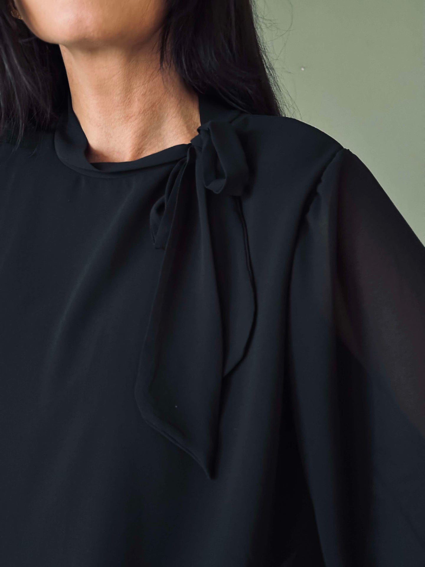 Bluse mit Schleife - Black