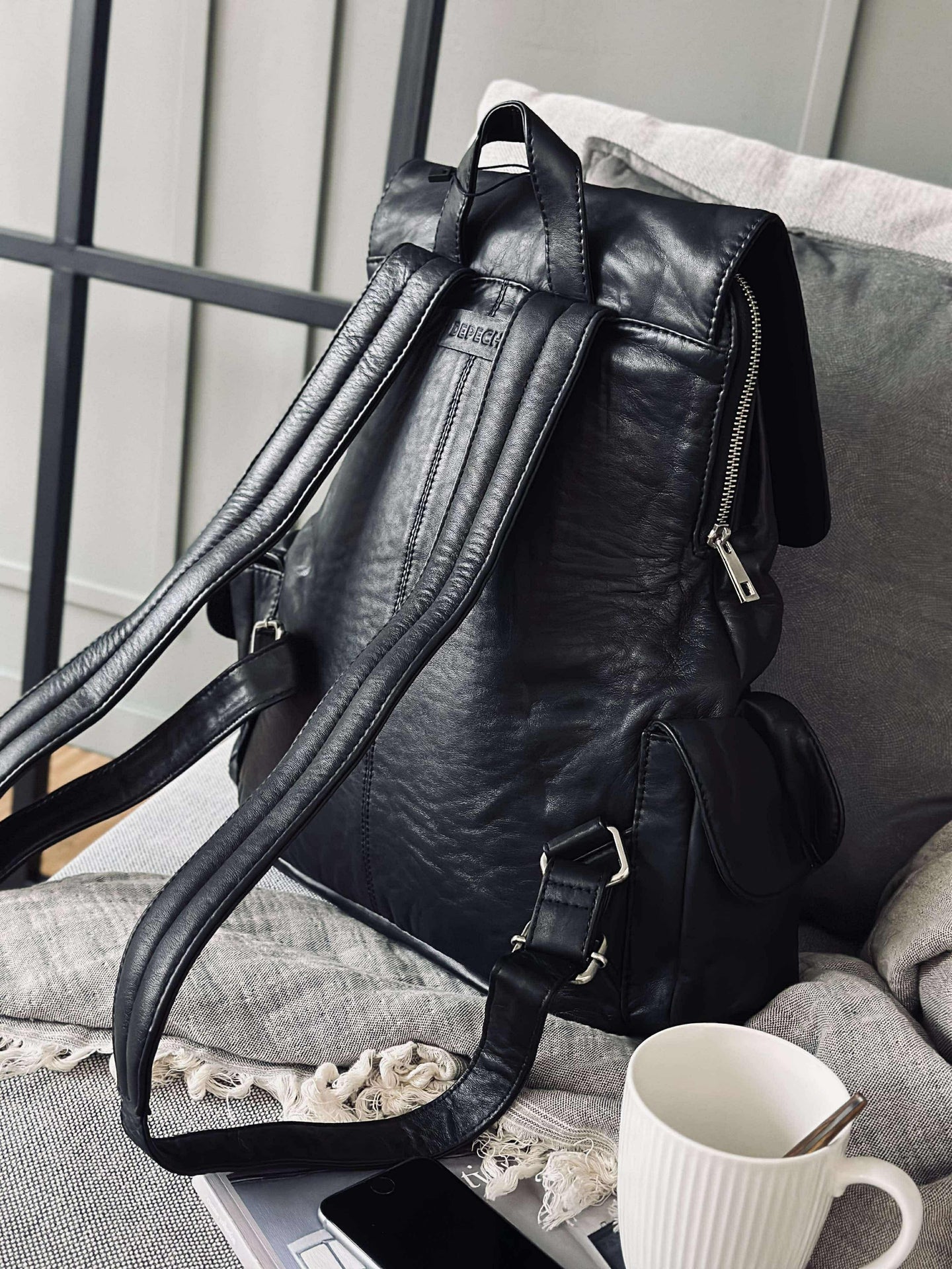 Rucksack cooles Design – Weiches Lammleder schwarz