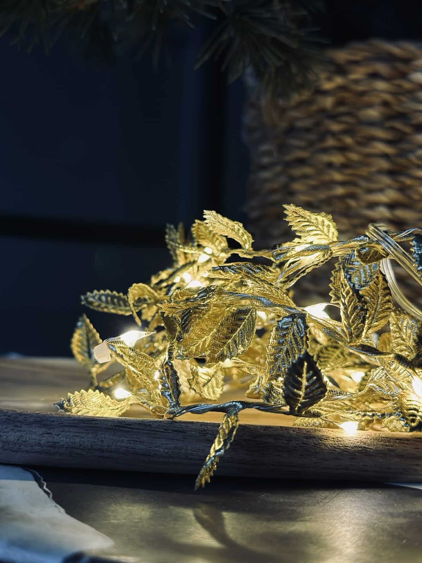 Lichterkette mit Blättern - Gold
