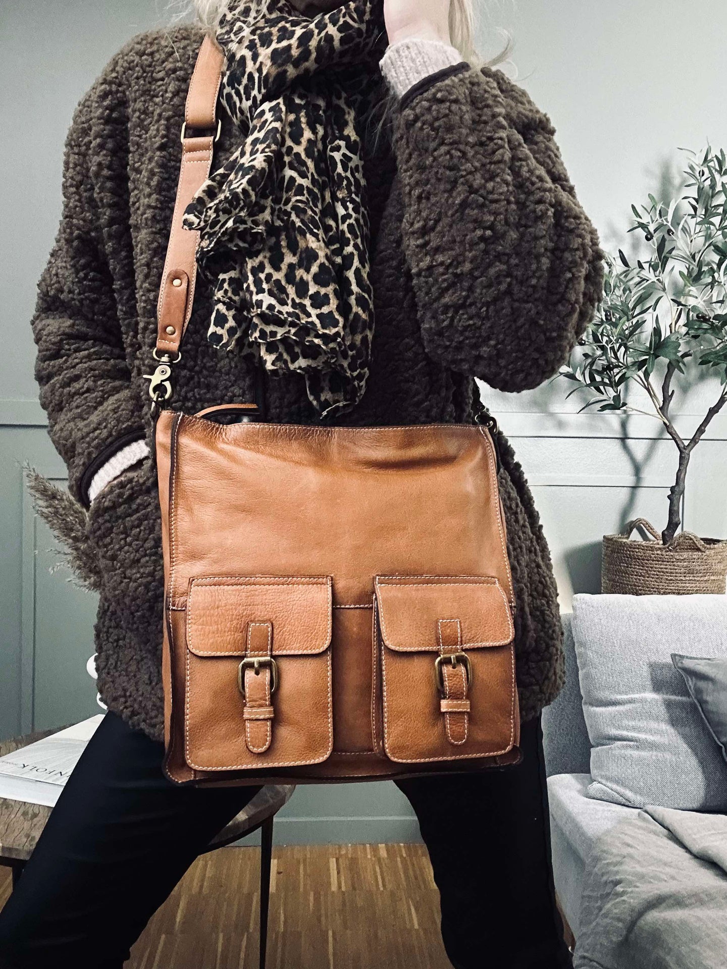 Schultertasche Alma Big