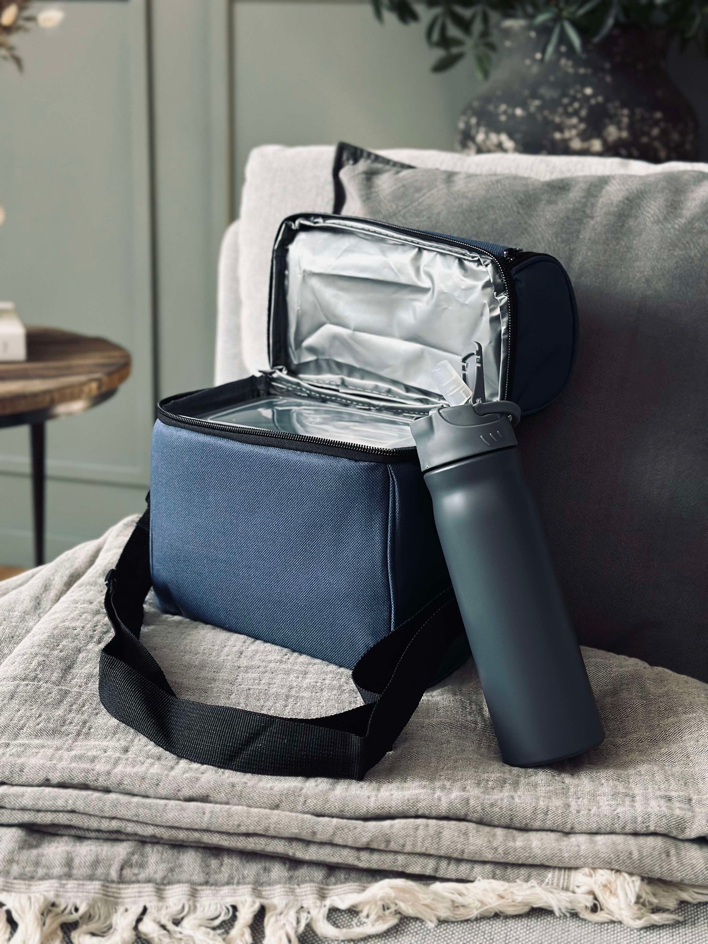 Kühltasche mit Inhalt - Blau
