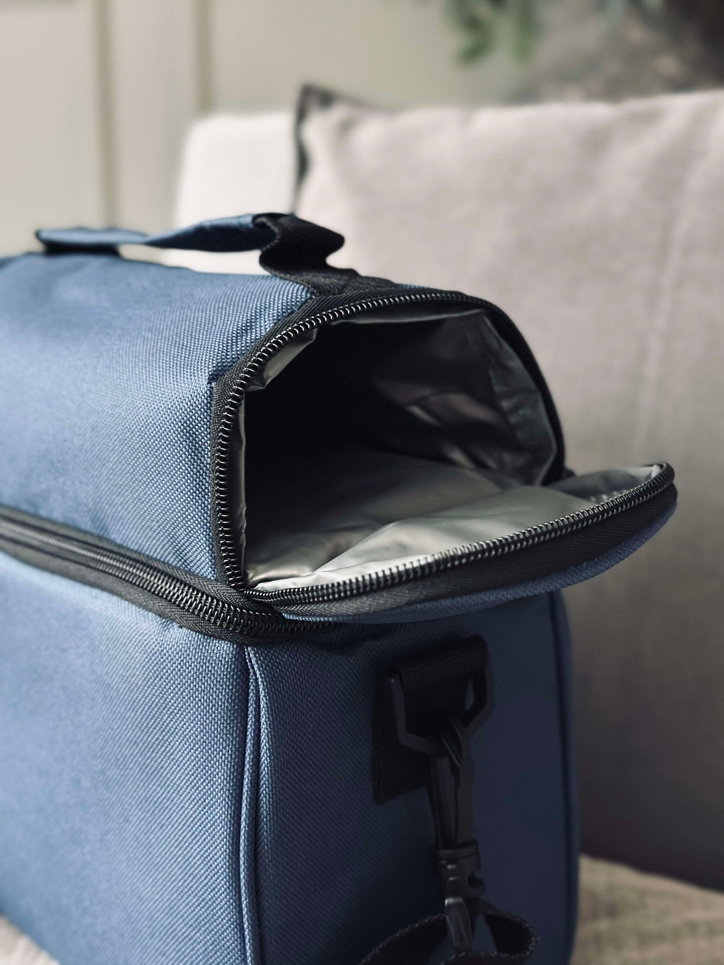 Kühltasche mit Inhalt - Blau