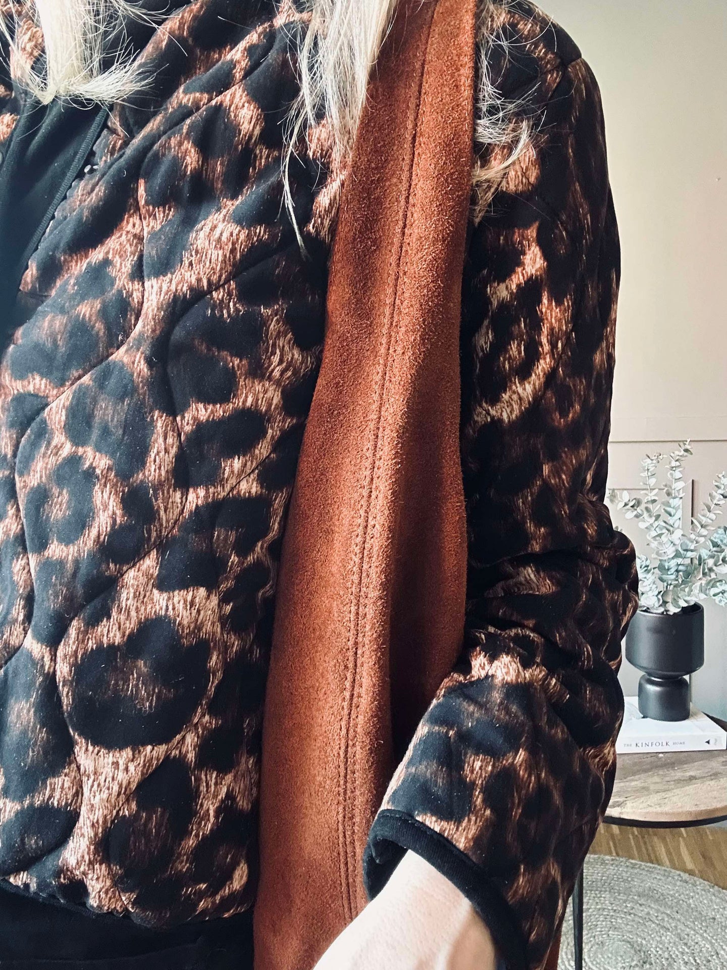 Shopper Dark Cognac Veloursleder