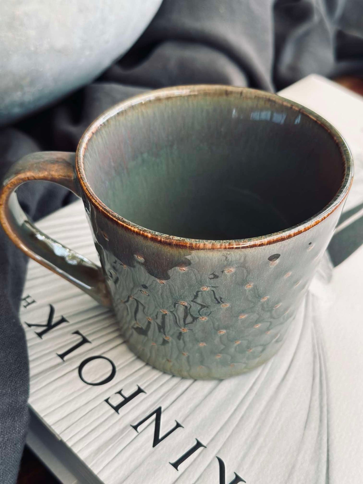 Becher DORA Dots - Grau