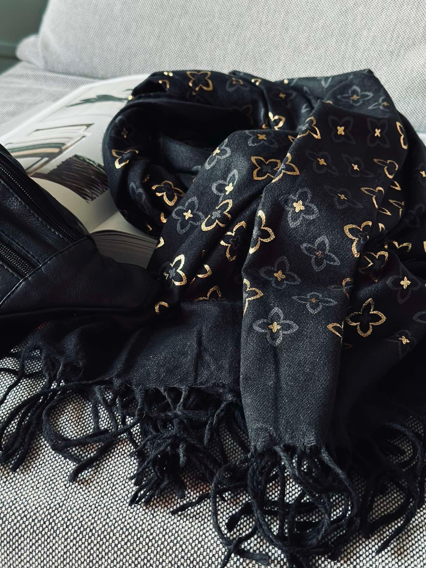 Schal - Black / Gold