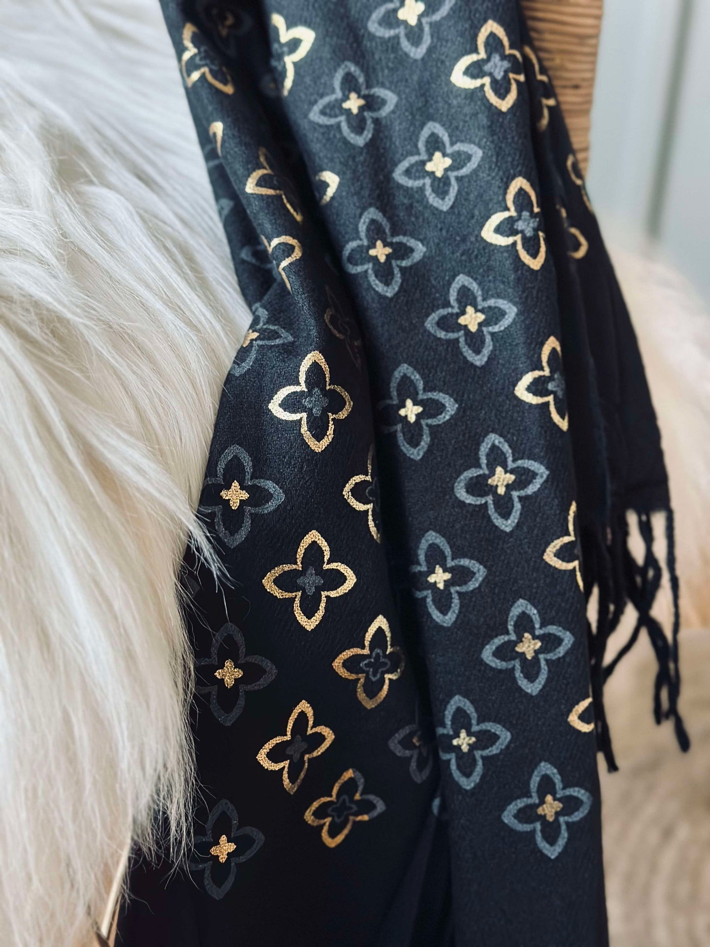 Schal - Black / Gold