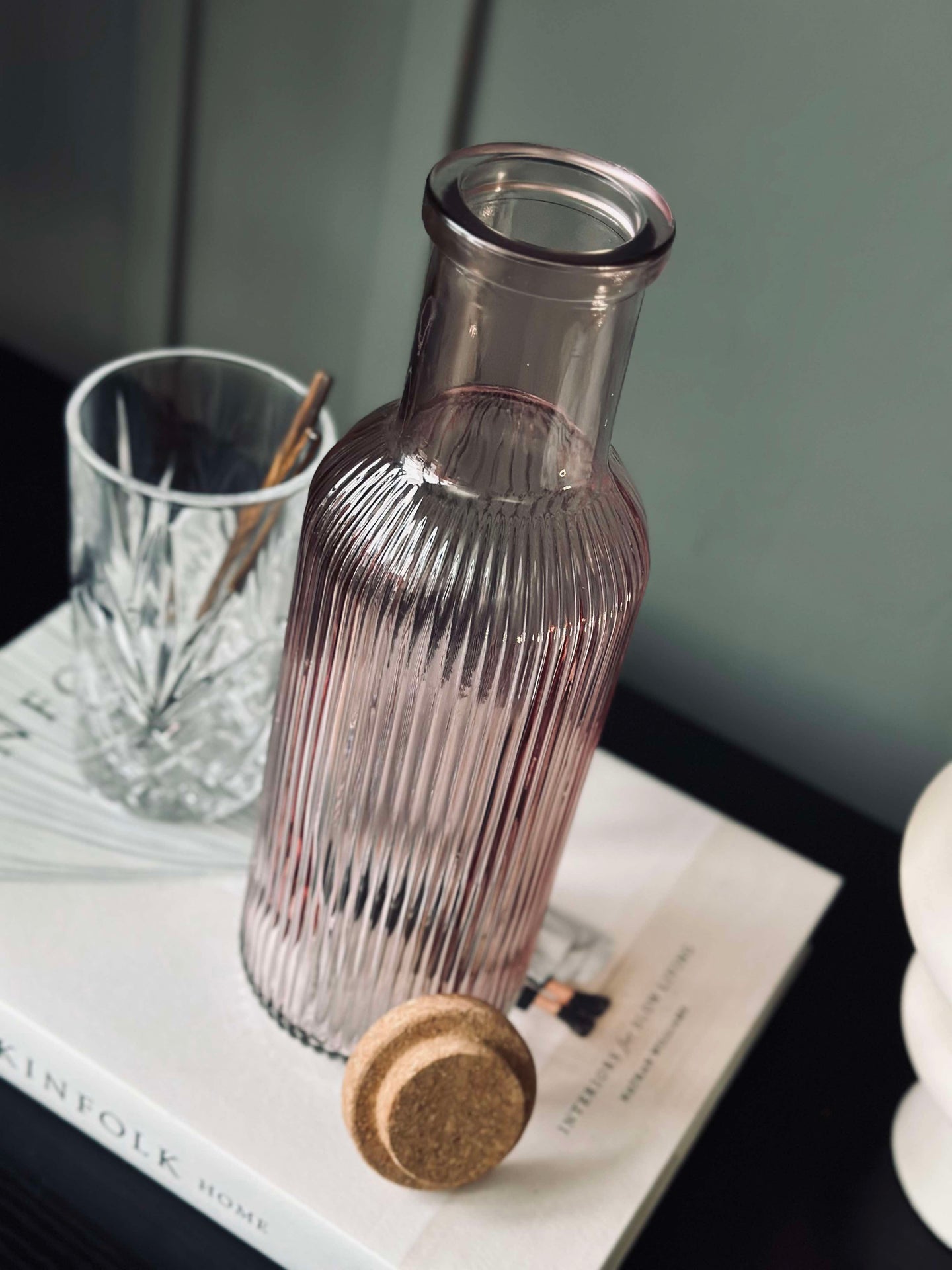 Wasserflasche mit Korkstopfen – Rosa 1 l
