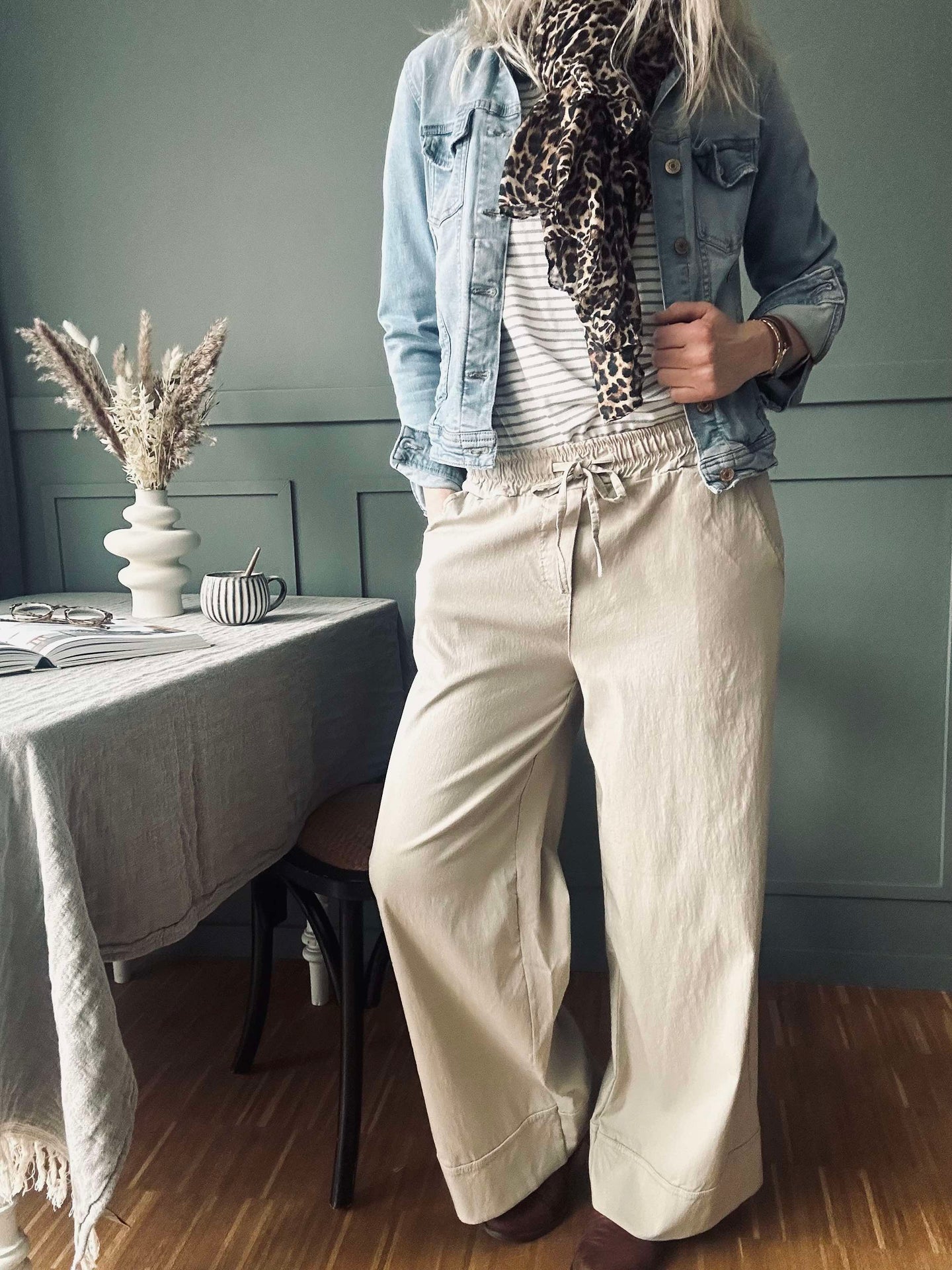 Hose Lorinda Beige