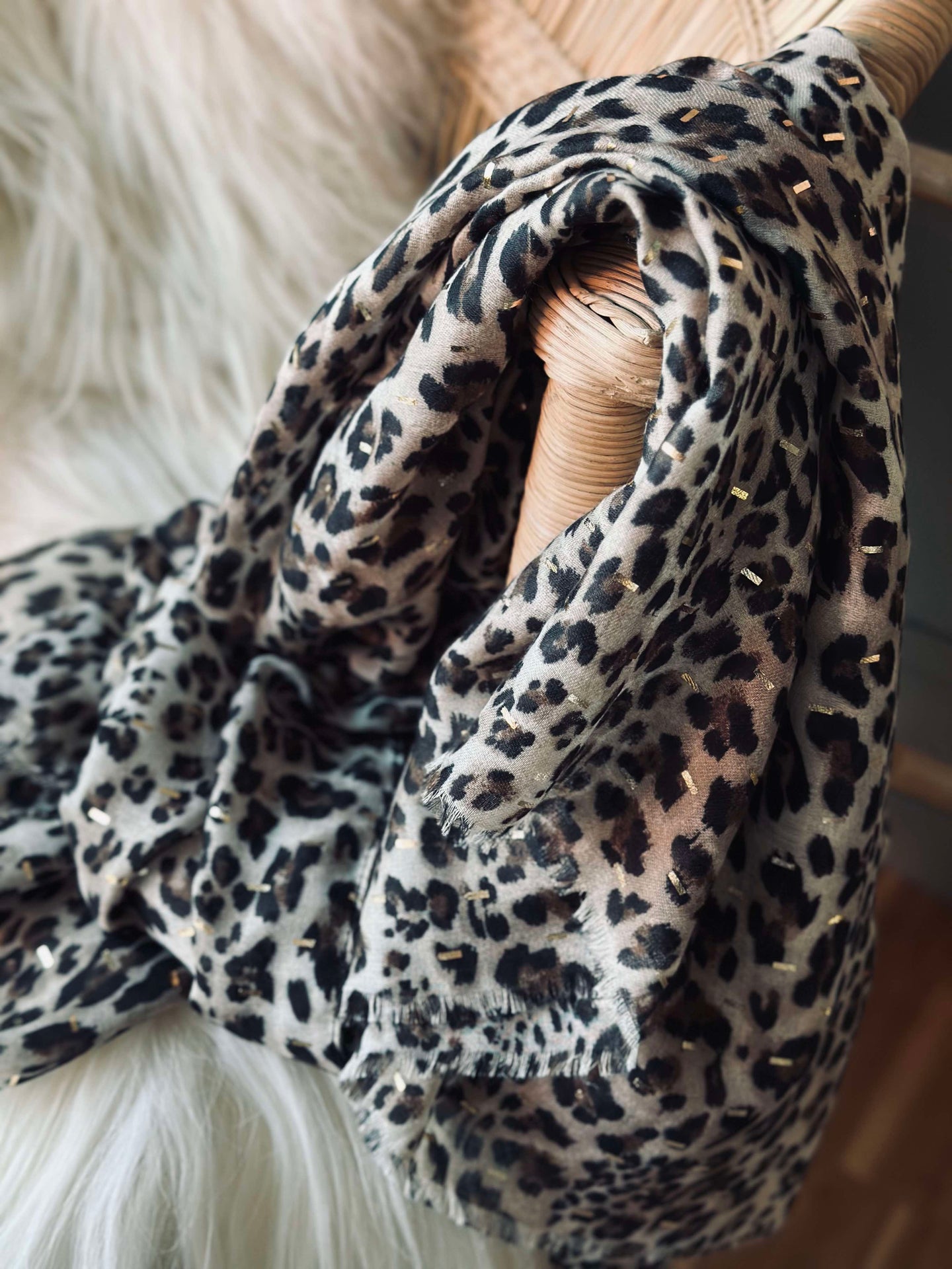Schal Leopard mit Golddetail - Camel