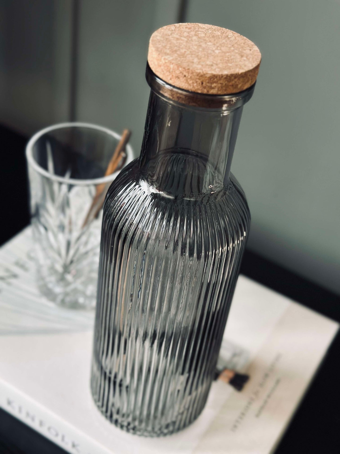 Wasserflasche mit Korkverschluss – Stone 1 l