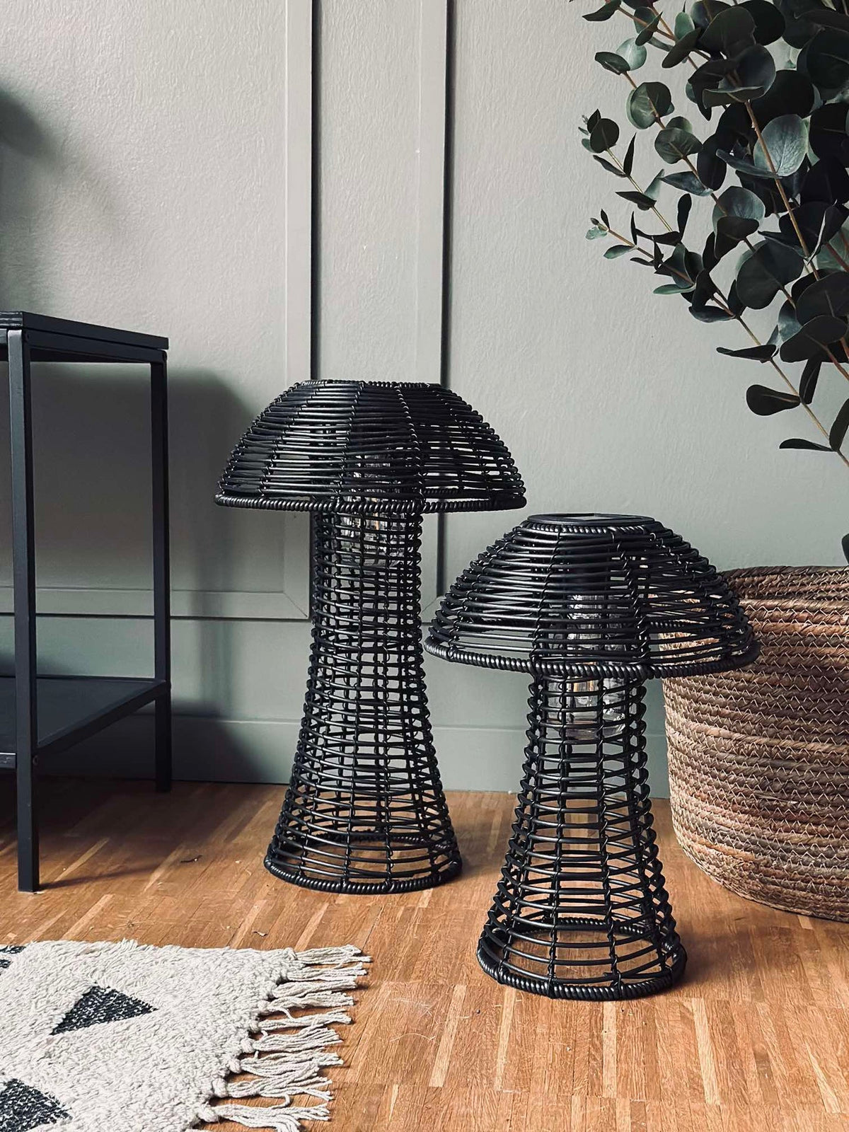 Mushroom Solar - Black Small