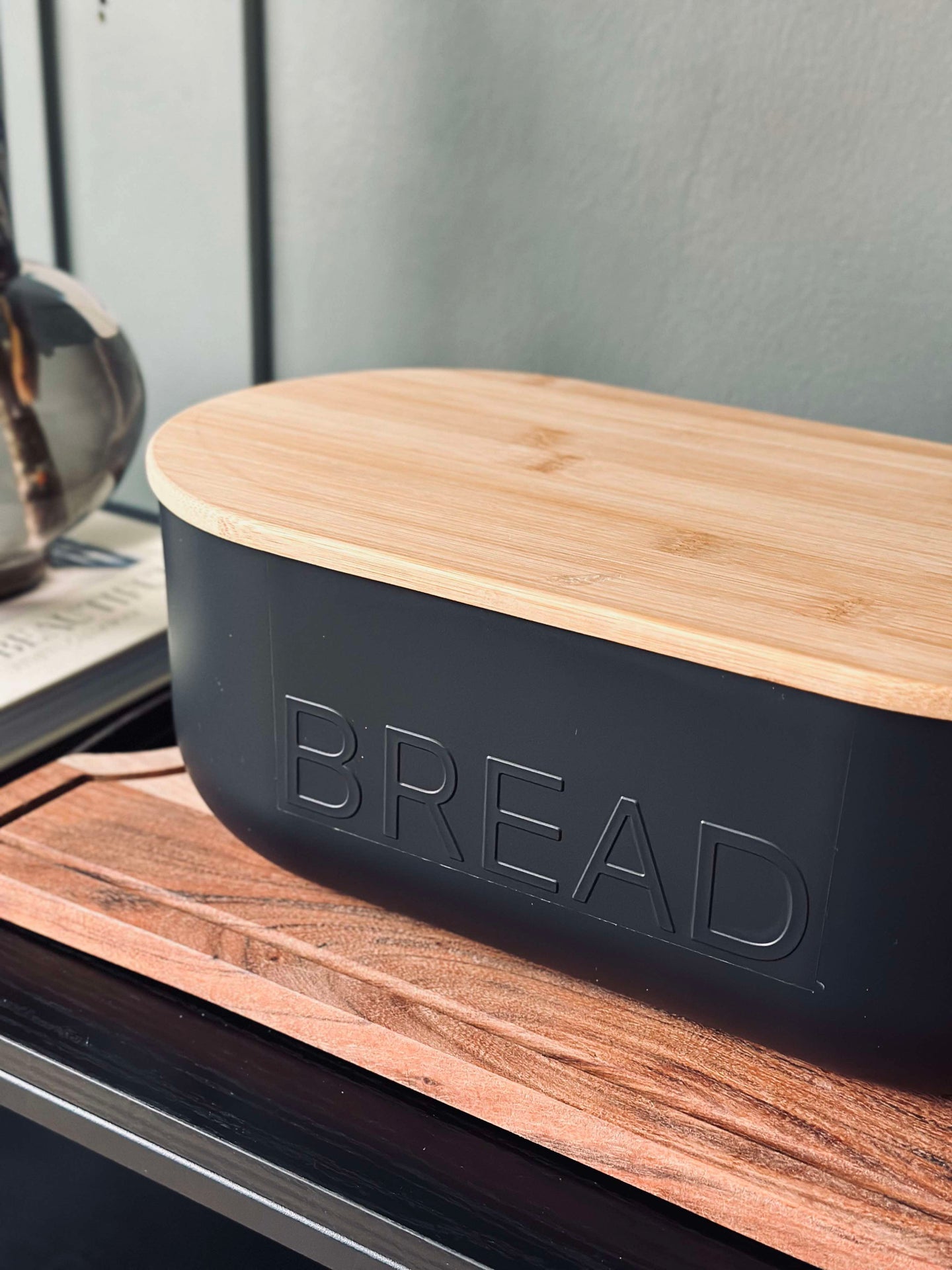 Brotkasten mit Bambusdeckel