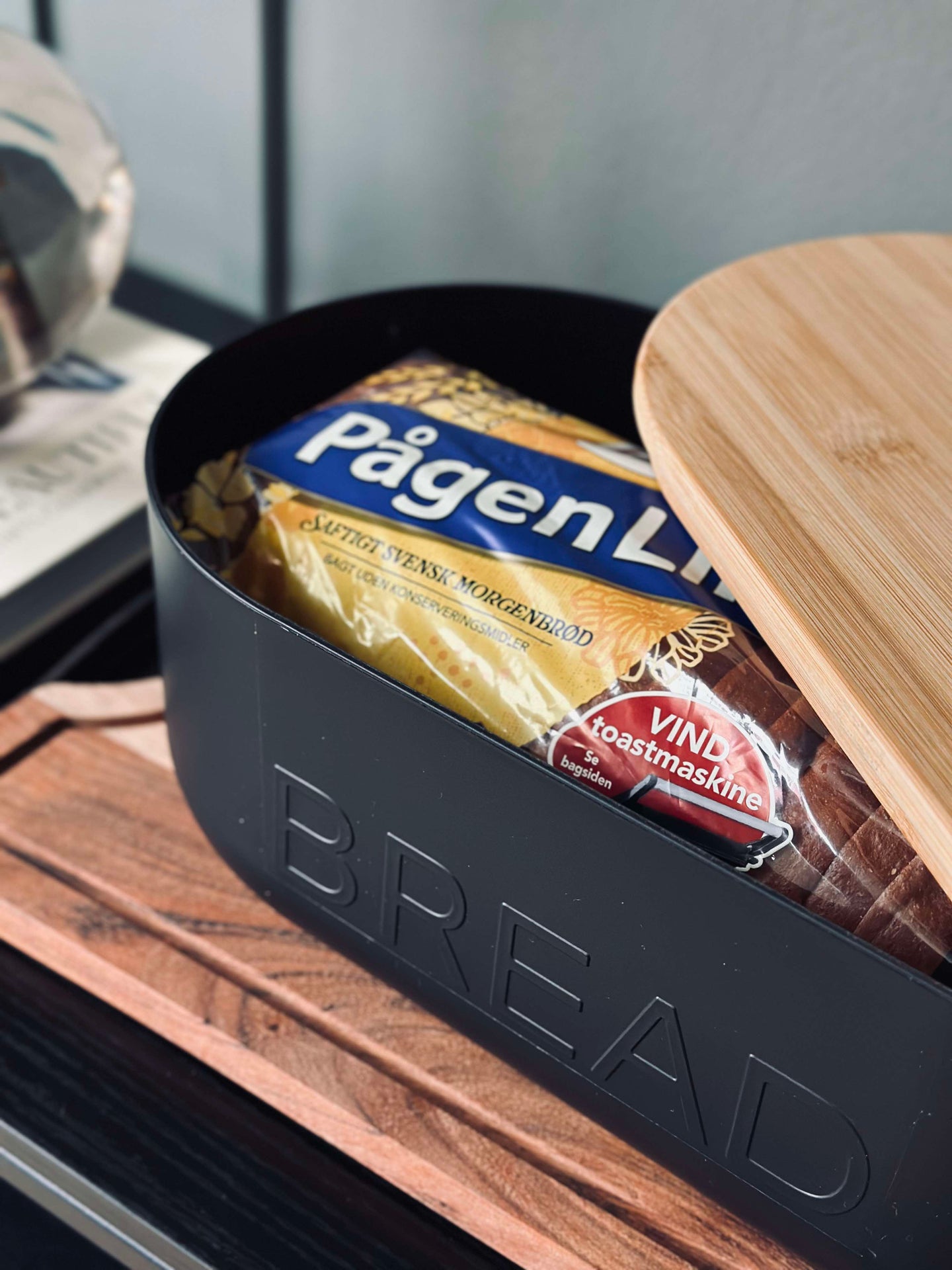 Brotkasten mit Bambusdeckel