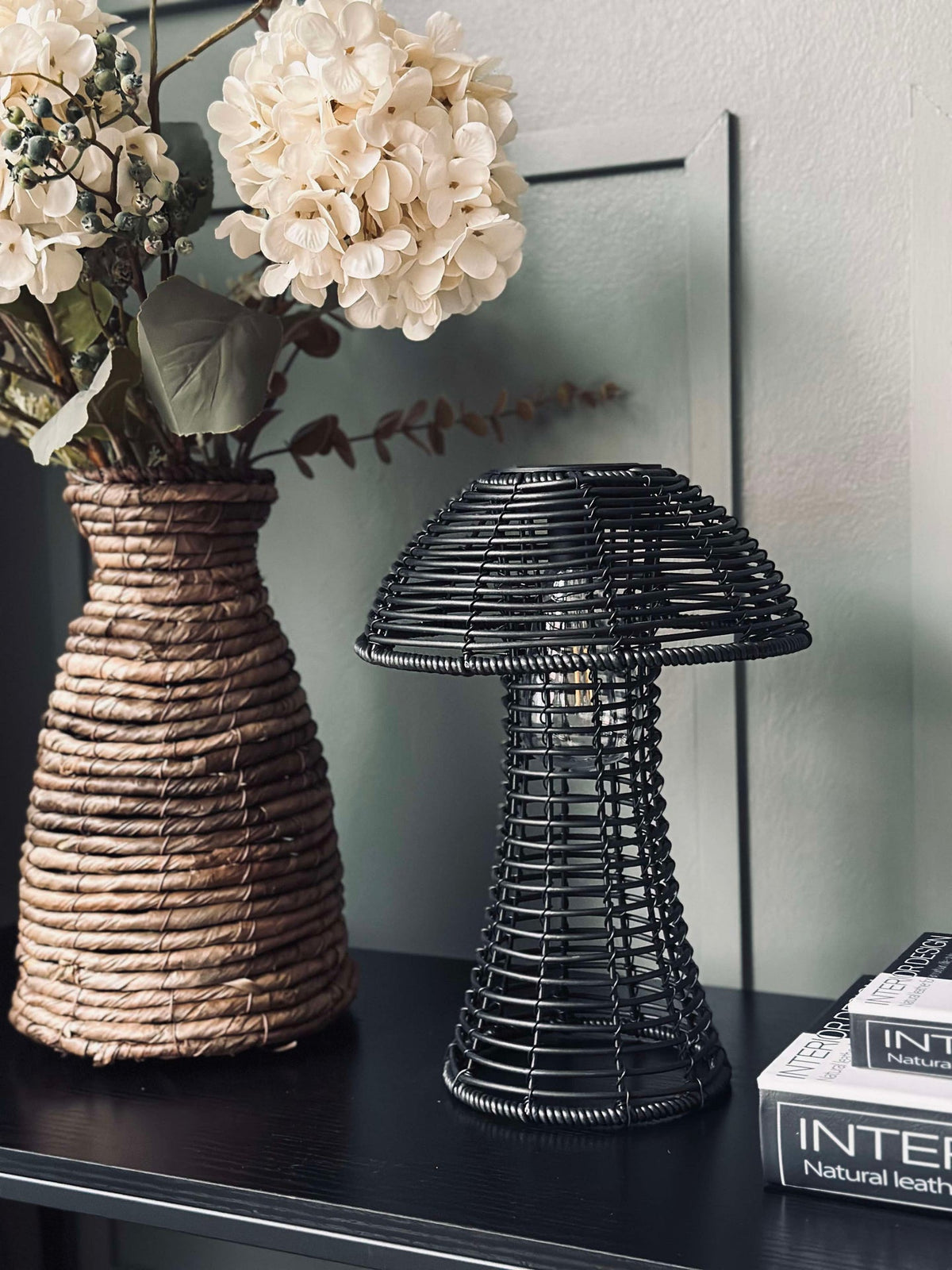 Mushroom Solar - Black Small