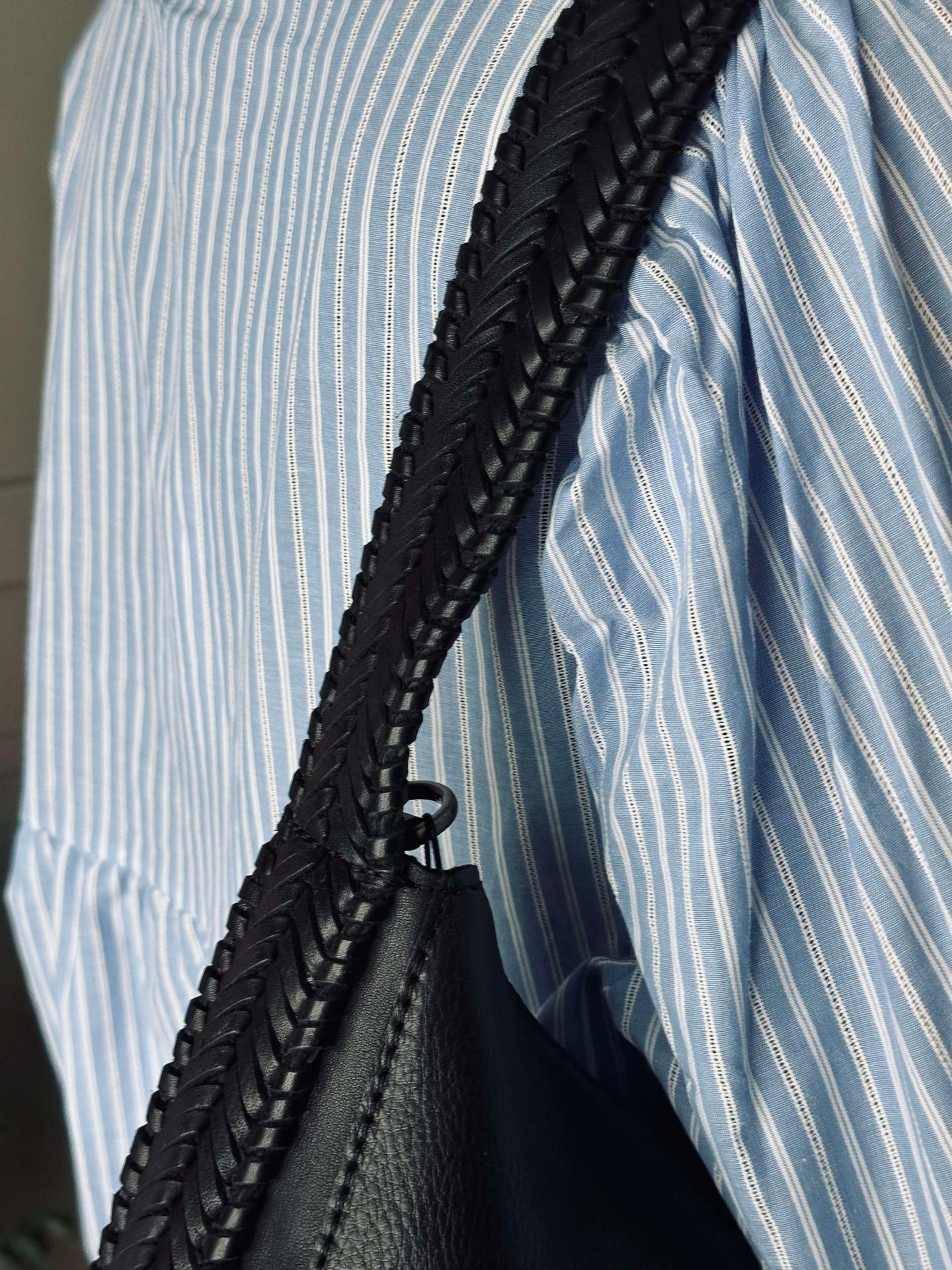 Exklusive Schultertasche - Geflochtener Schulterriemen