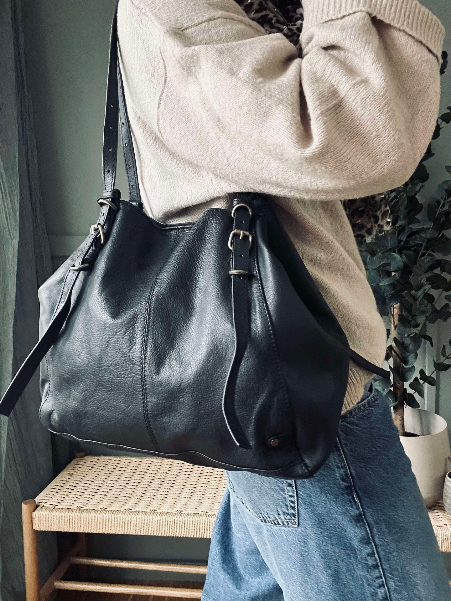 Shopper Ella Black
