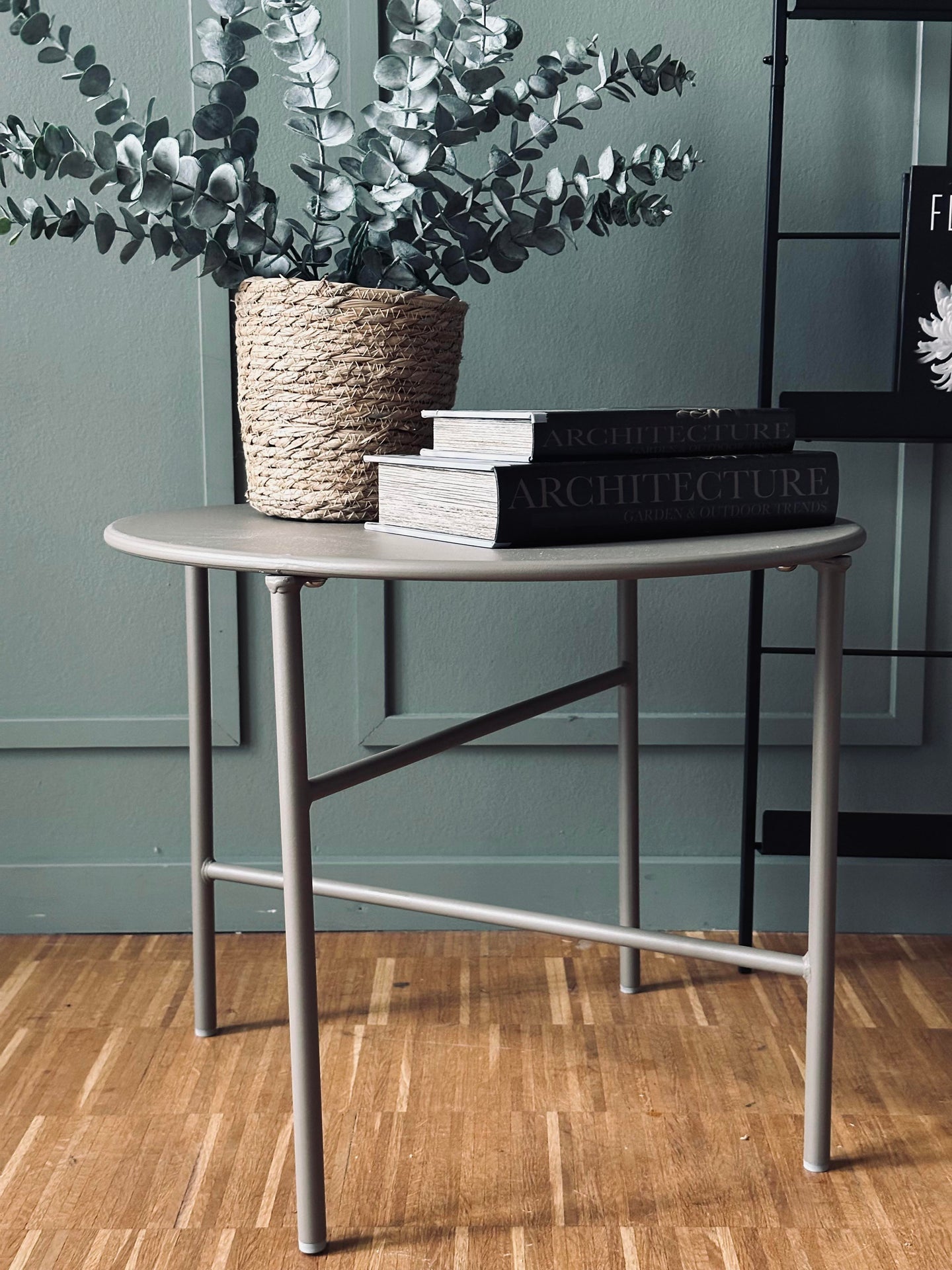 Tisch für Innen und Außen – Beige Ø 50 cm