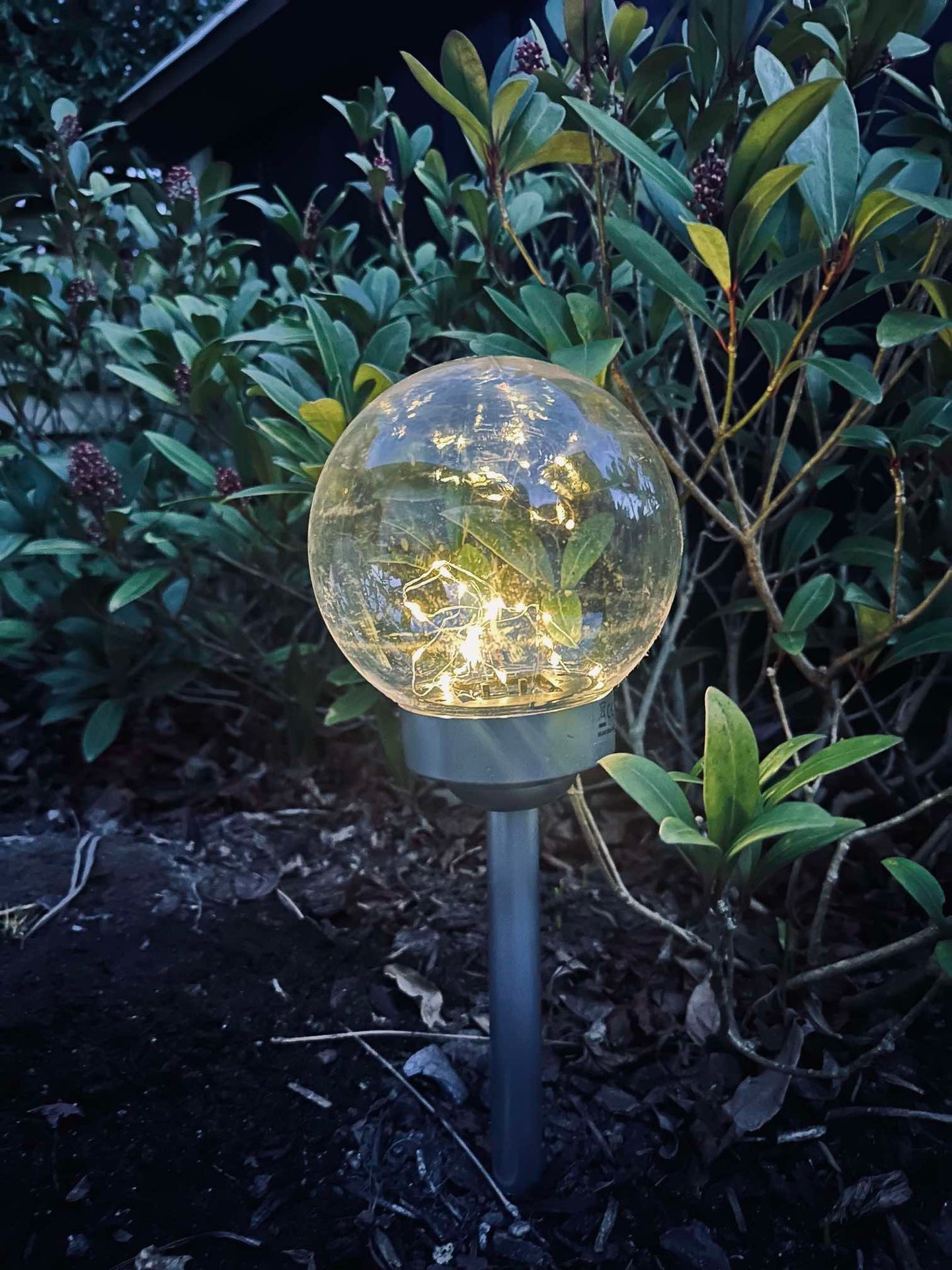Kugel mit 20 LEDs – Solar