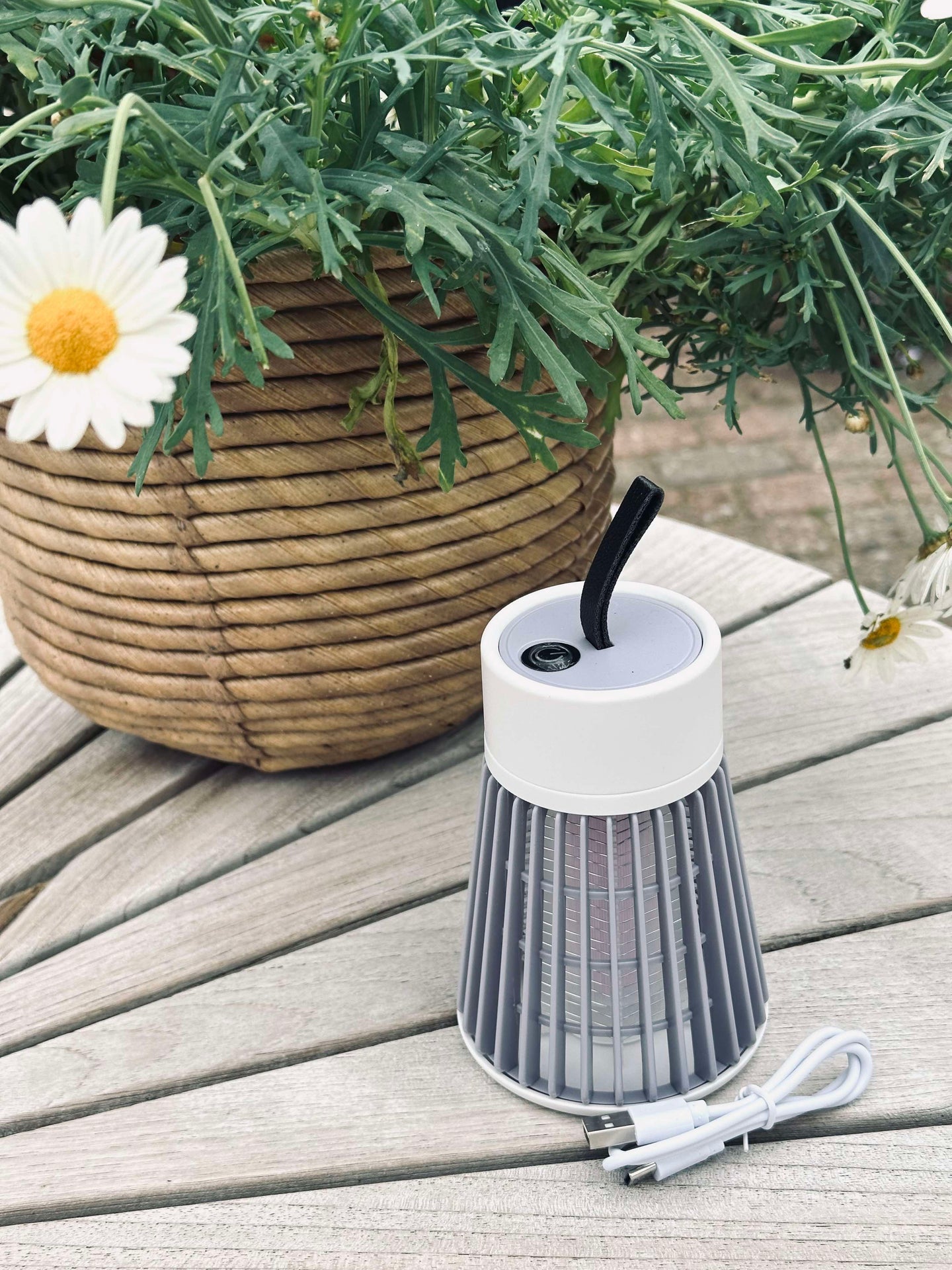 Wiederaufladbare Lampe