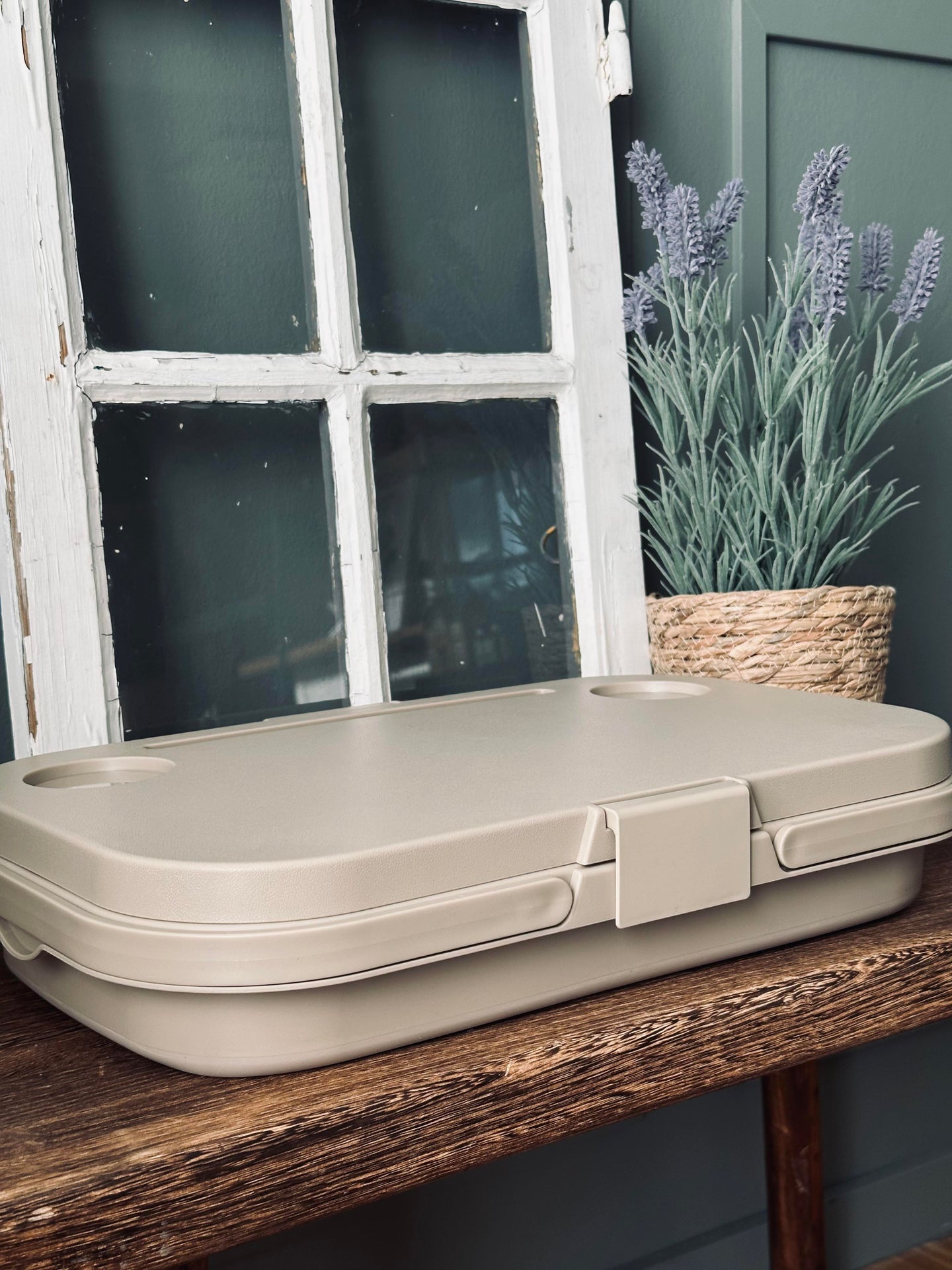 Faltbarer Picknickkorb mit Deckel beige