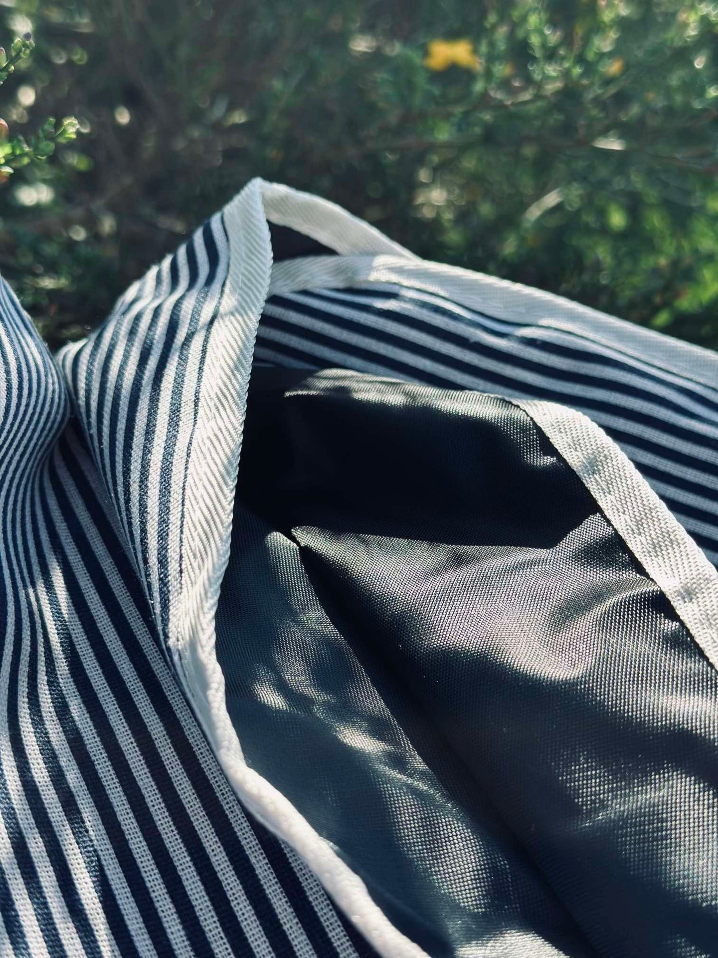 Picknickkorb mit Inhalt für 4 Personen - DELUXE