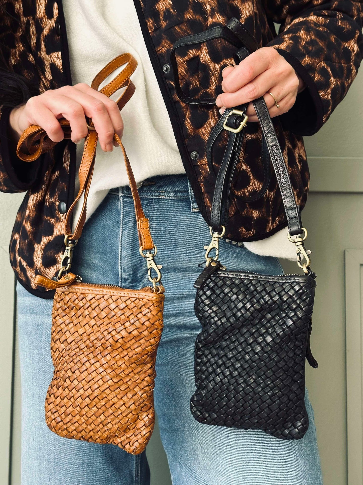 Crossover-Handytasche - Miriam Black