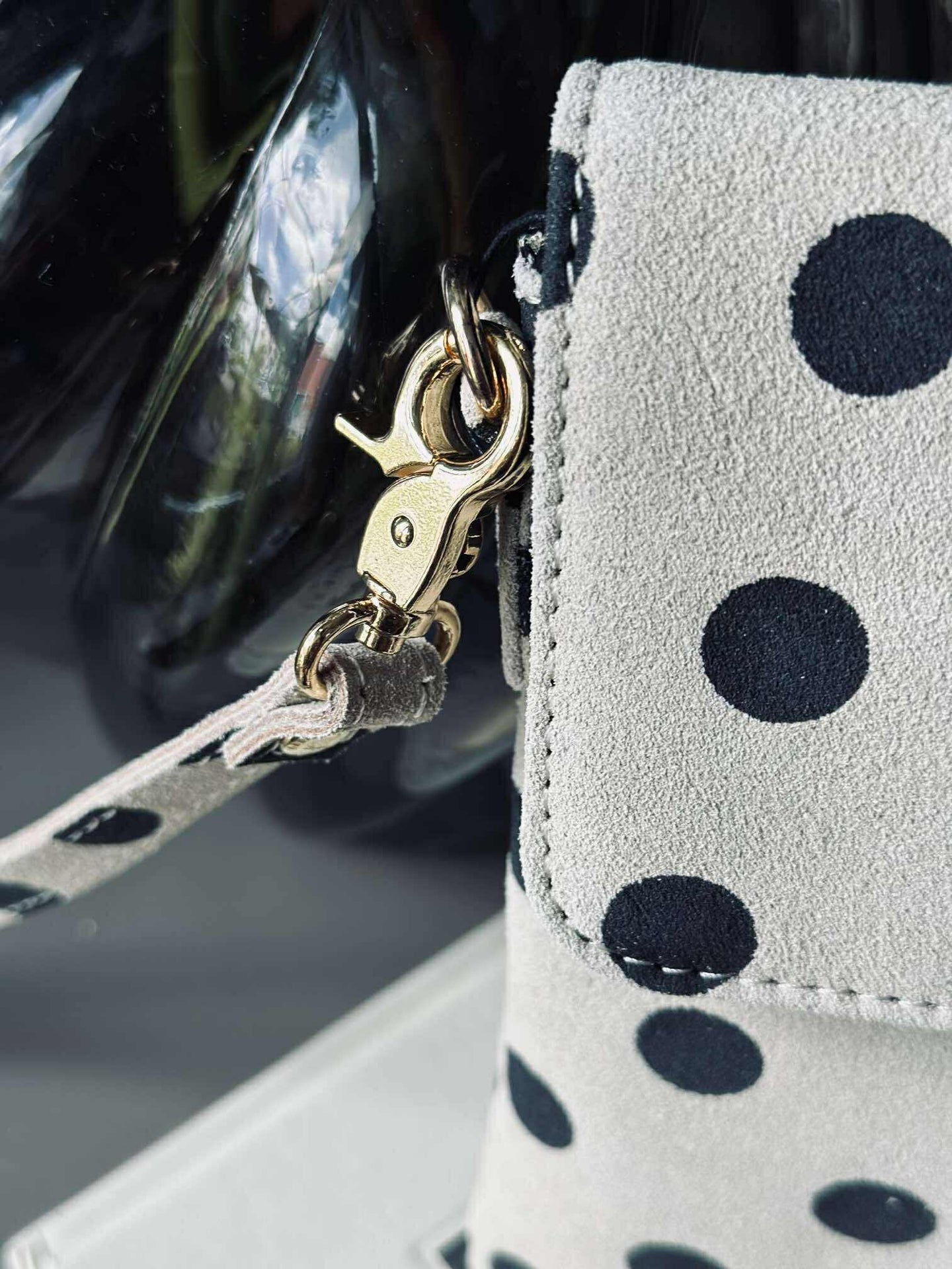 Handytasche Blacks dots