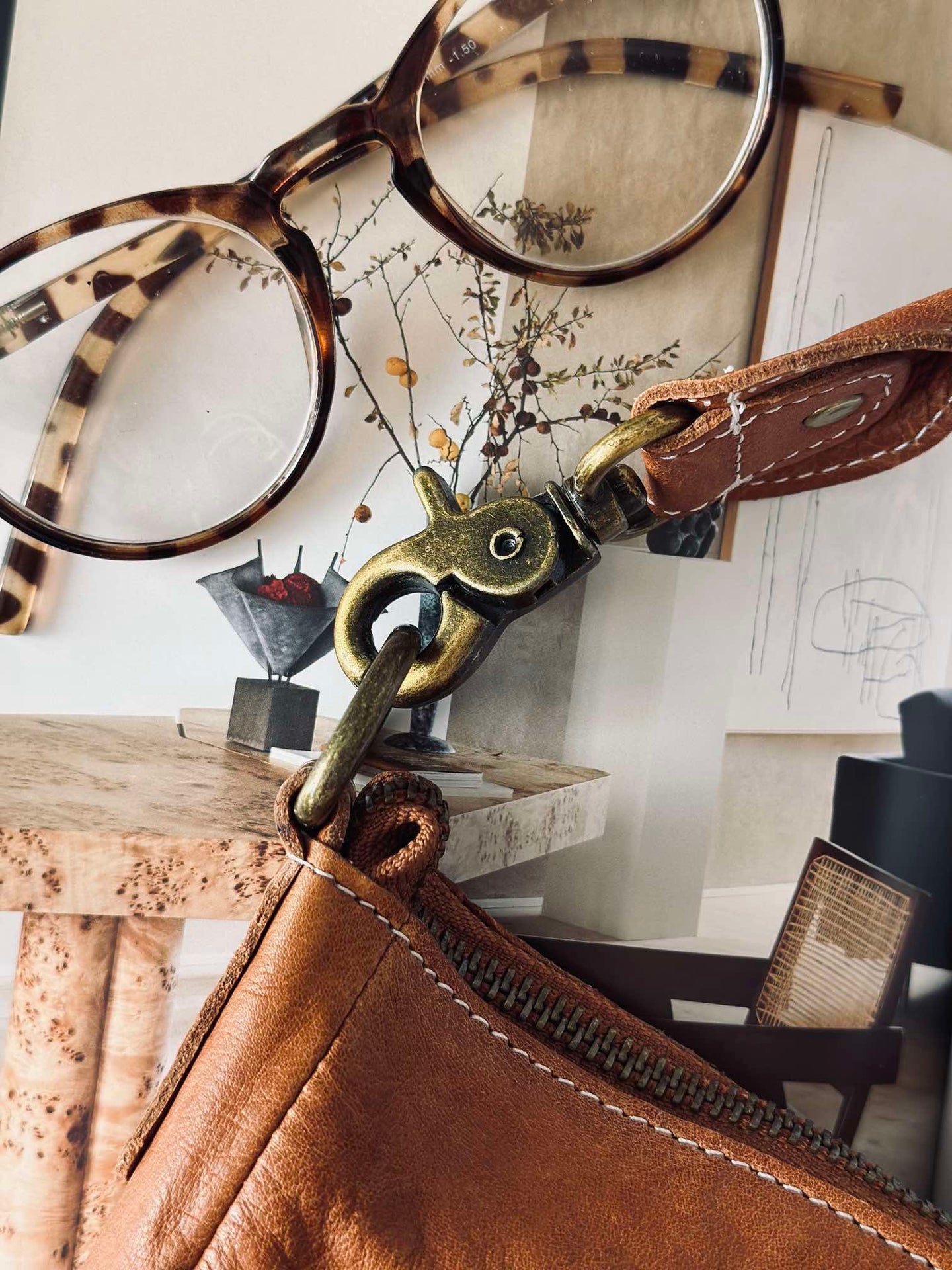 Schultertasche Naomi Small - Cognac