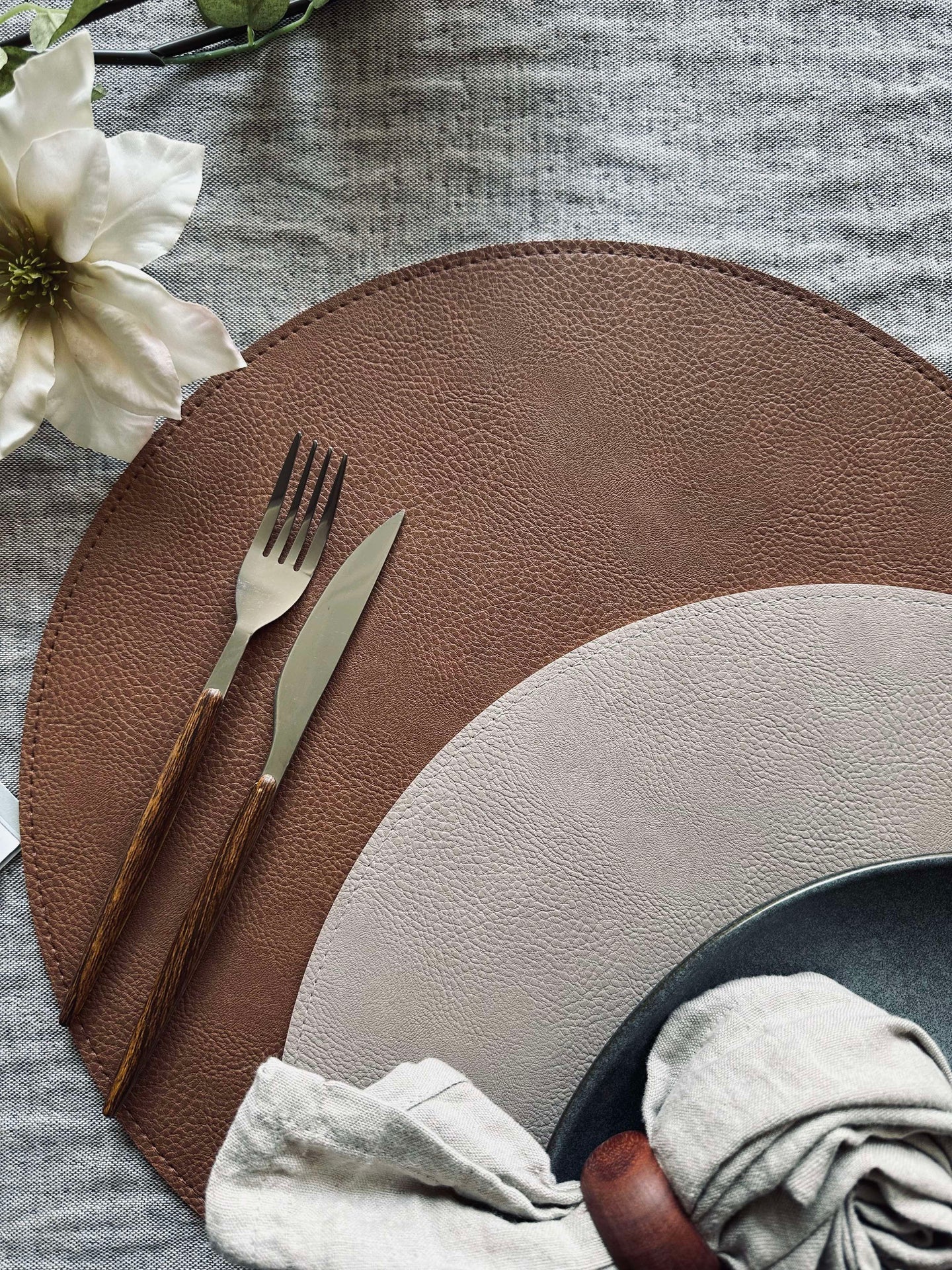 Wendbares Tischset - Tobacco/Sand