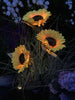 Sonnenblume mit Solarzellen