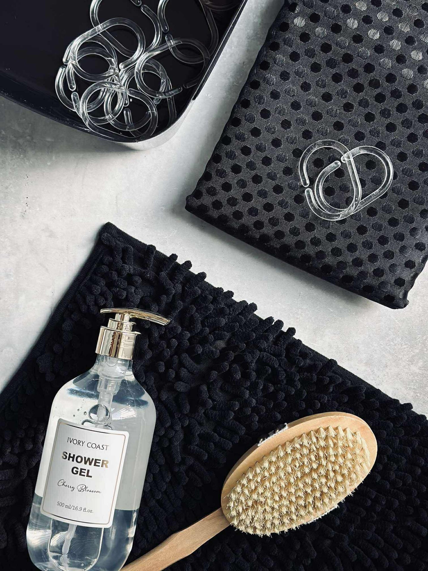 Badezimmer-Set: Duschvorhang & Badematte / Schwarz