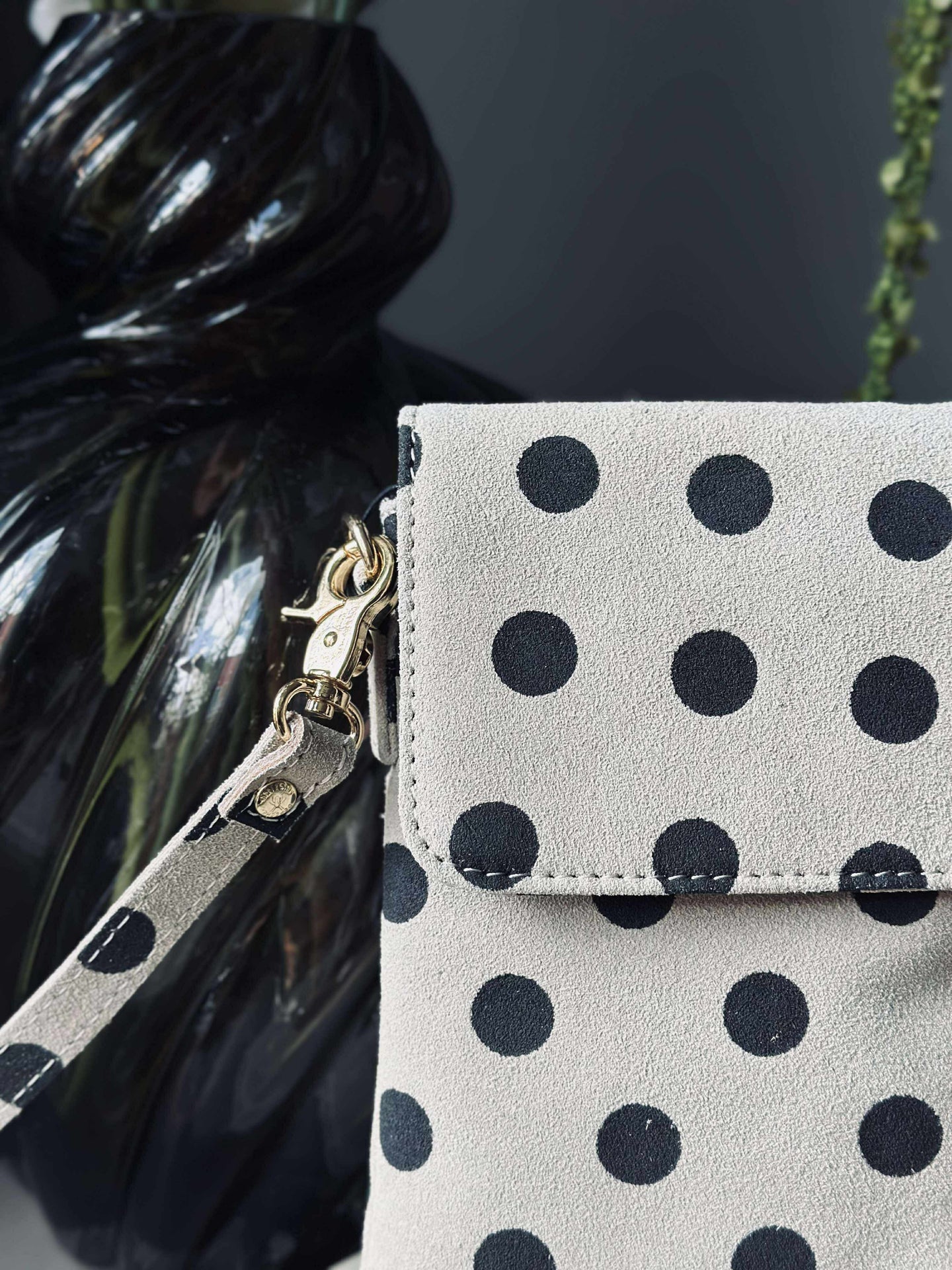 Handytasche Blacks dots