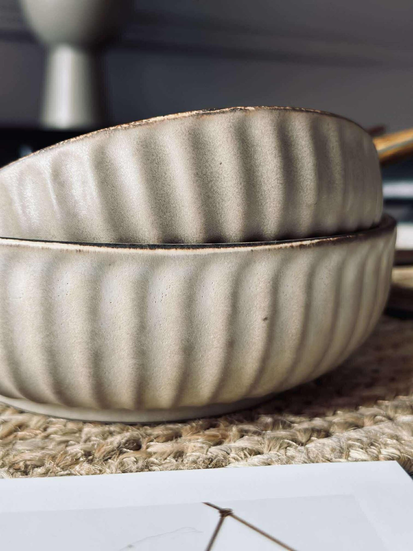Schale VIGA gestreift Steingut - Mattbraun 16 cm