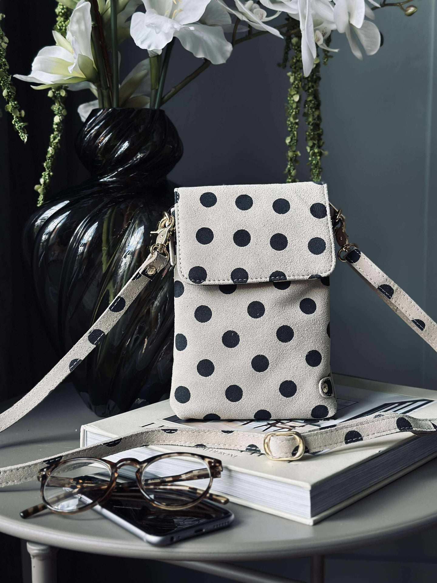 Handytasche Blacks dots