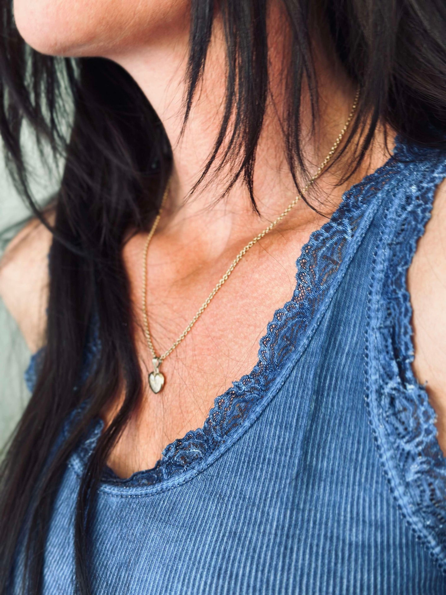 Top mit Spitze – Daily Dark denim