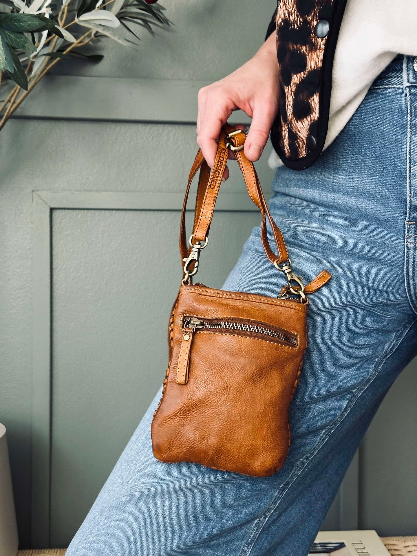 Crossover-Handytasche - Miriam Cognac