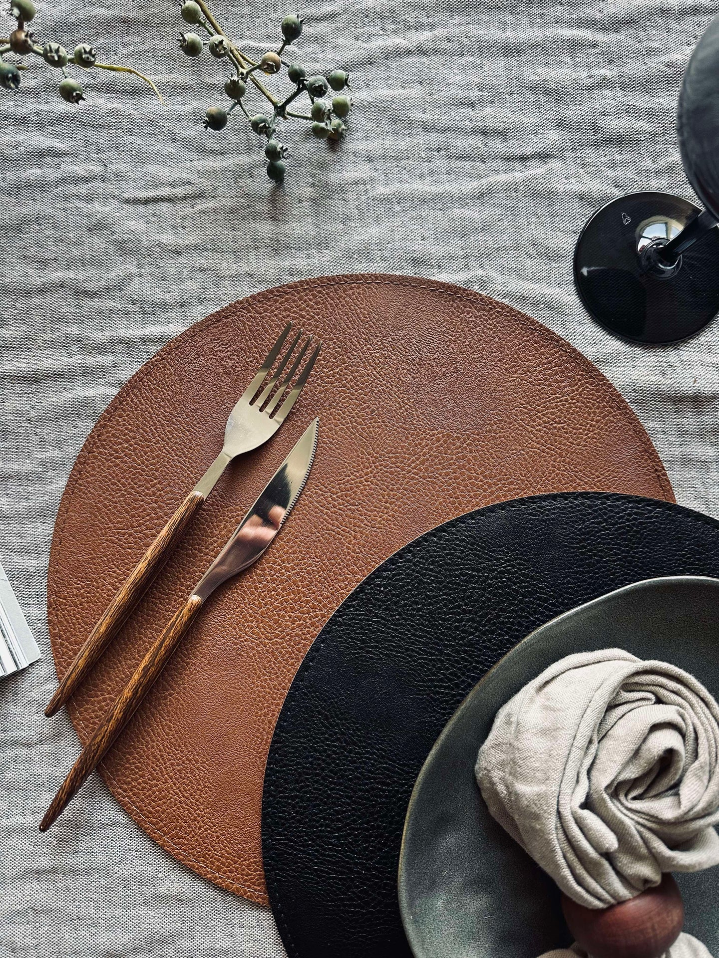 Wendbares Platzset - Cognac / Schwarz