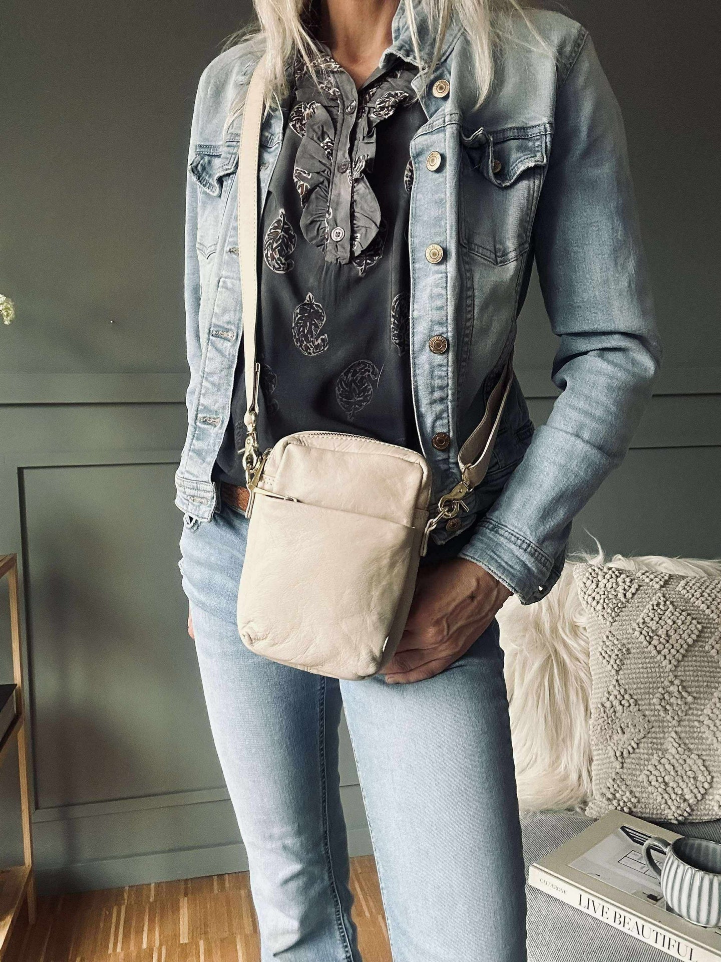 Handytasche Liva - Sand / Gold