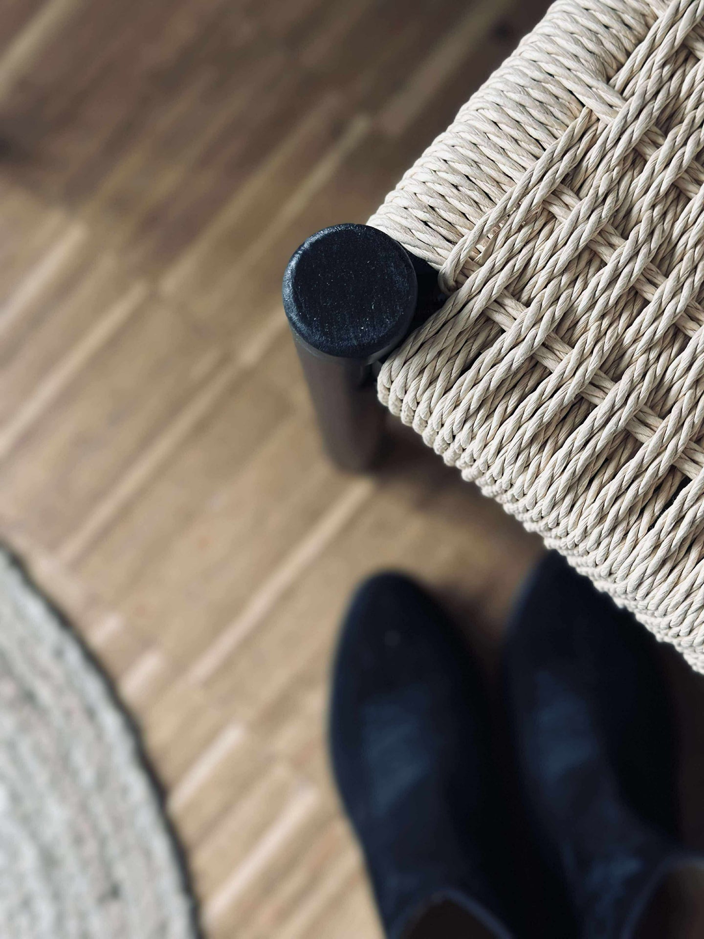 Hocker Buche natur / schwarz