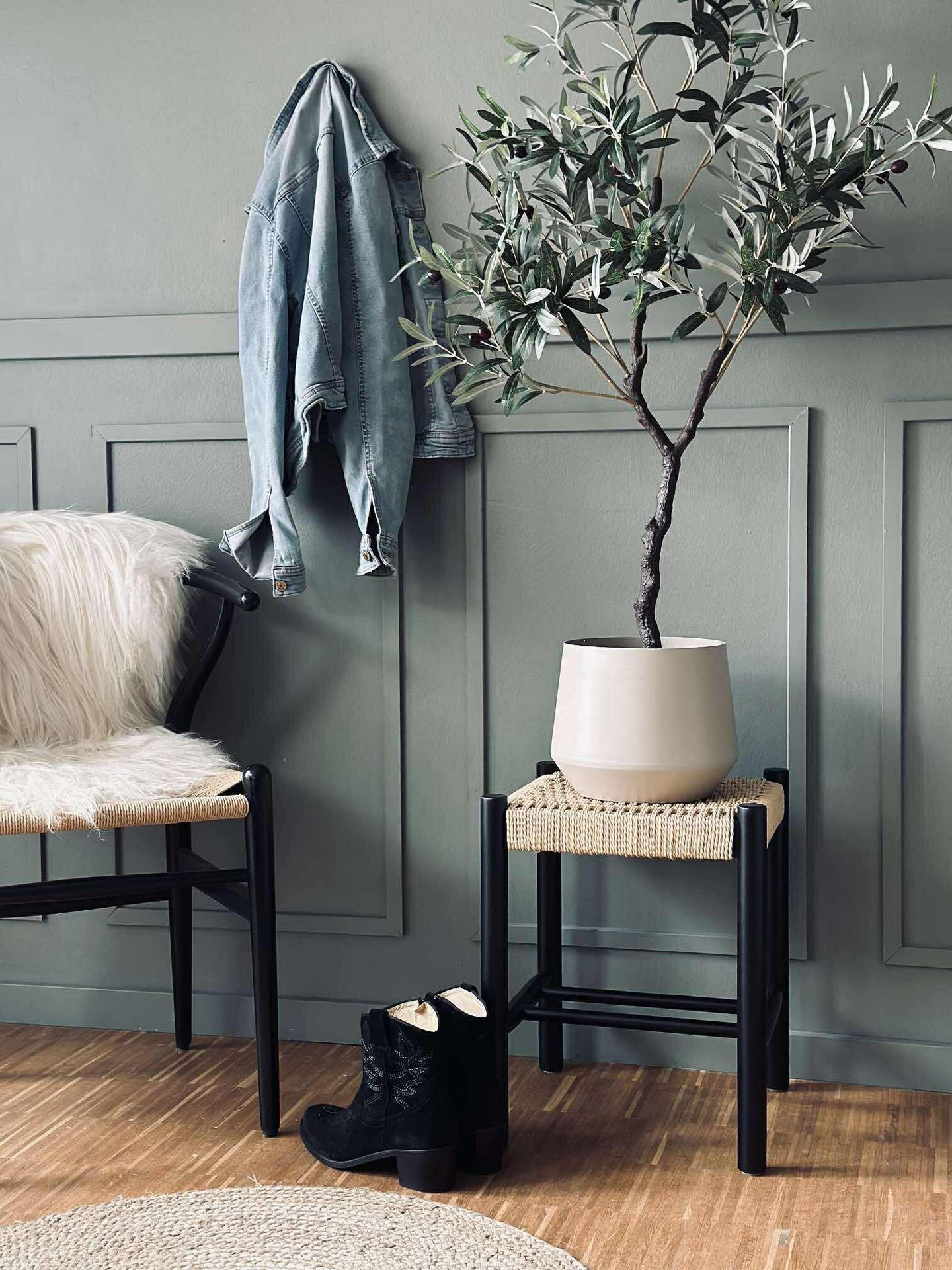 Hocker Buche natur / schwarz