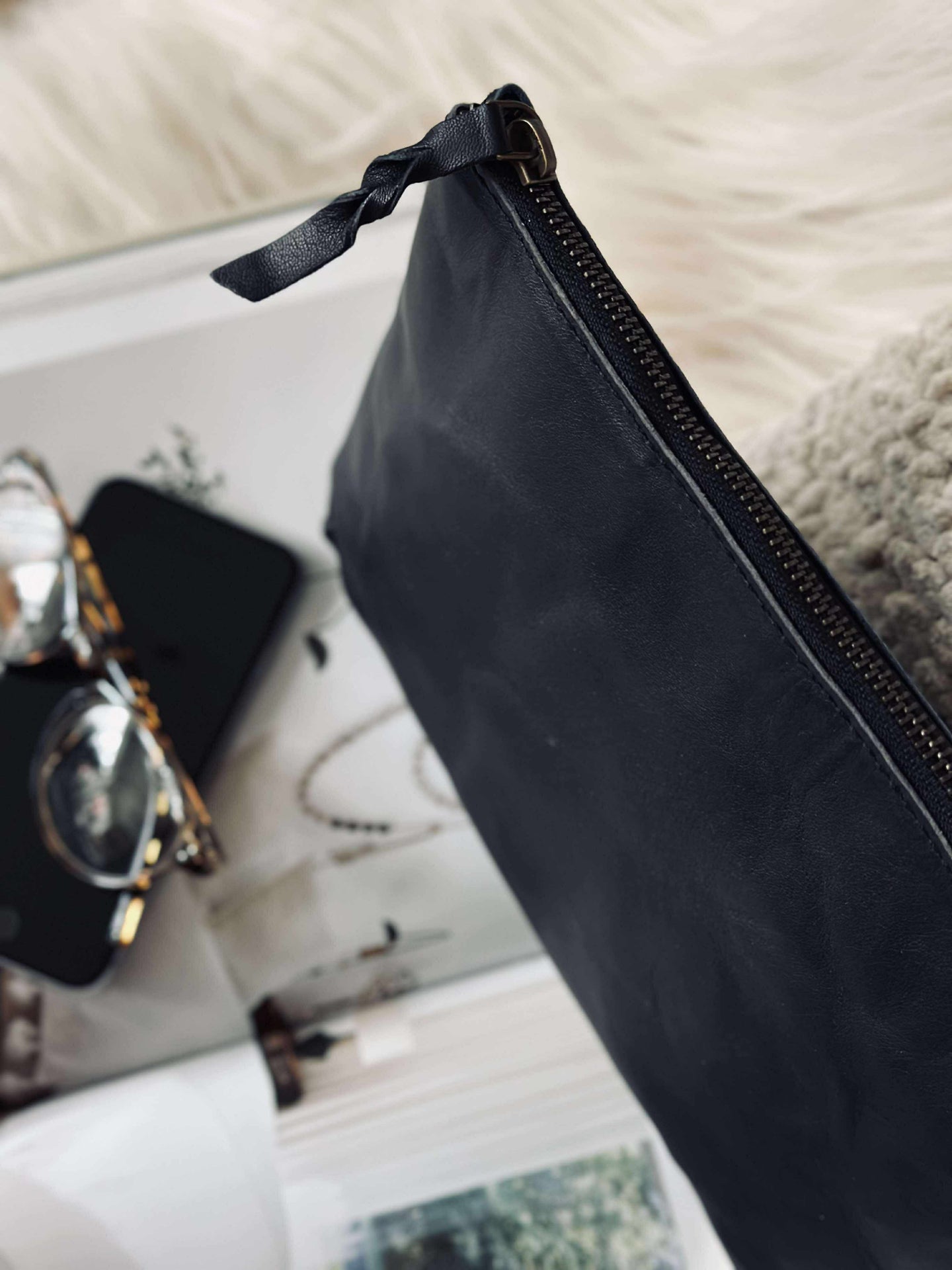 Kosmetiktasche / Clutch - Schwarzes Leder