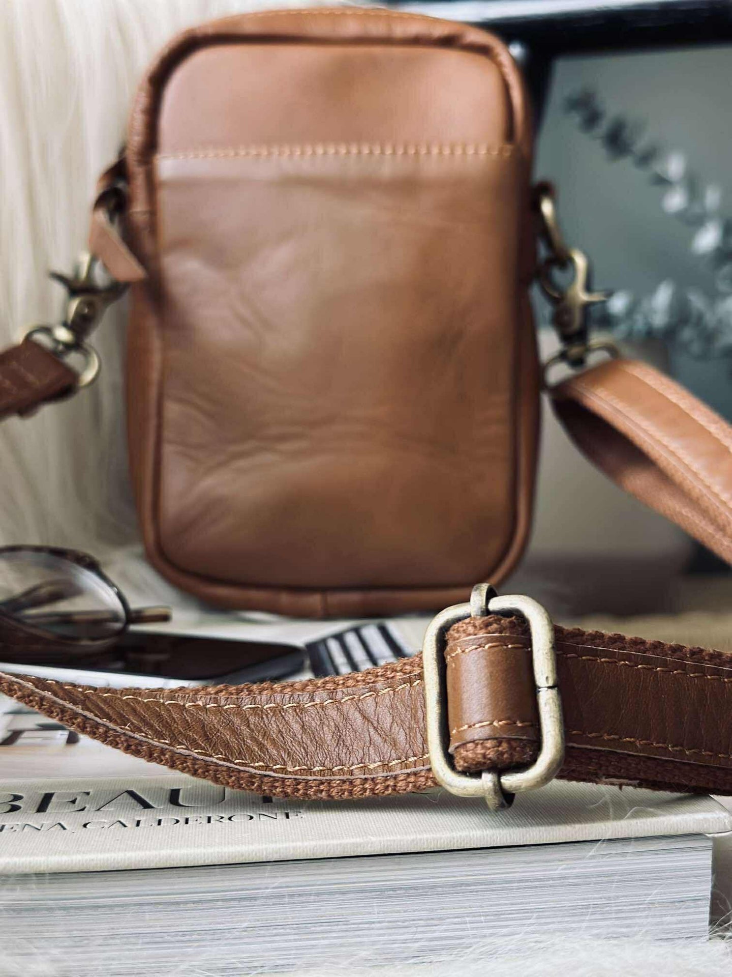 Handytasche Emma - Cognac