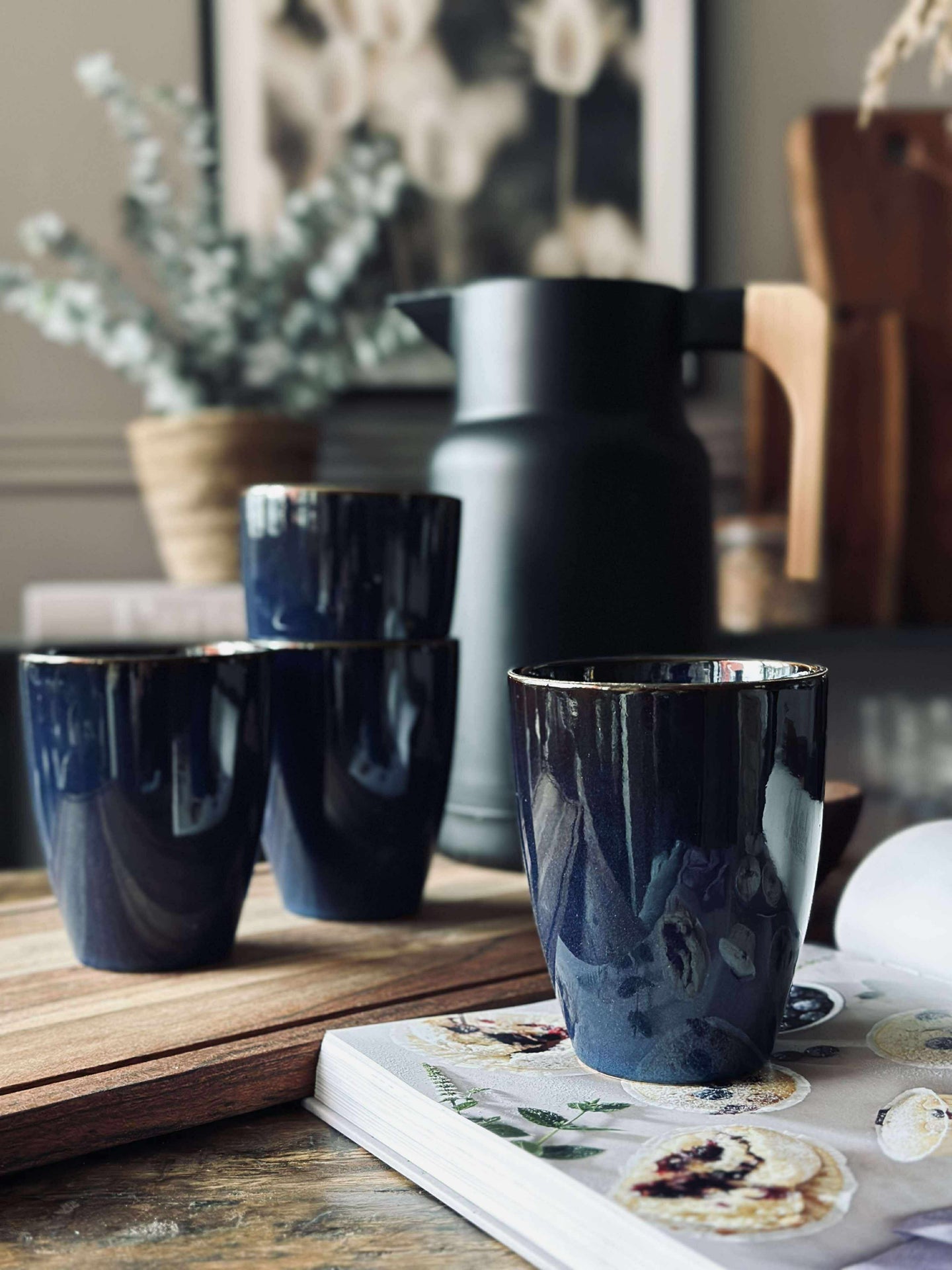 Becher aus Steingut – Blau