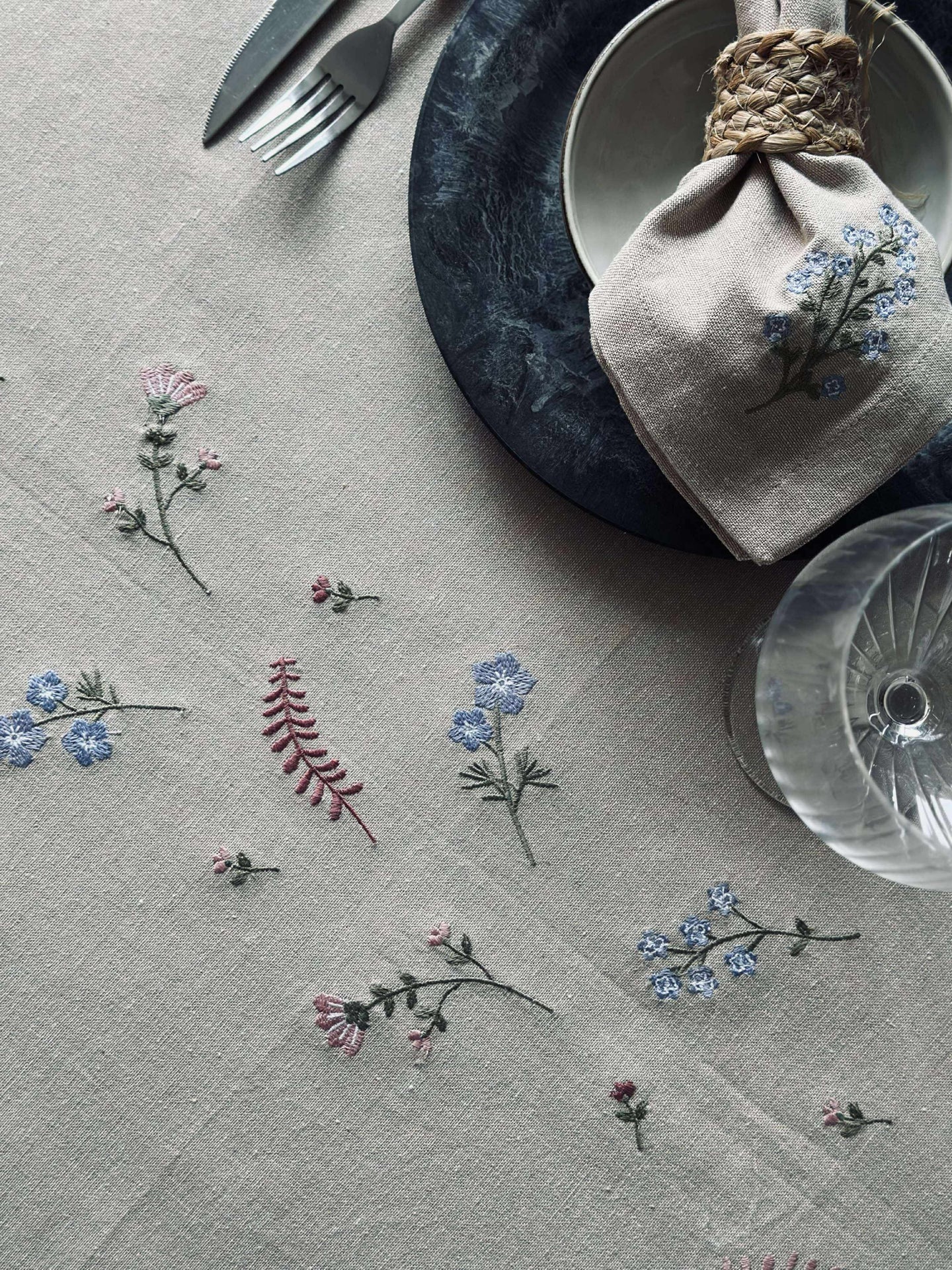 Tischdecke Flower-Stickerei - Leinen-Look